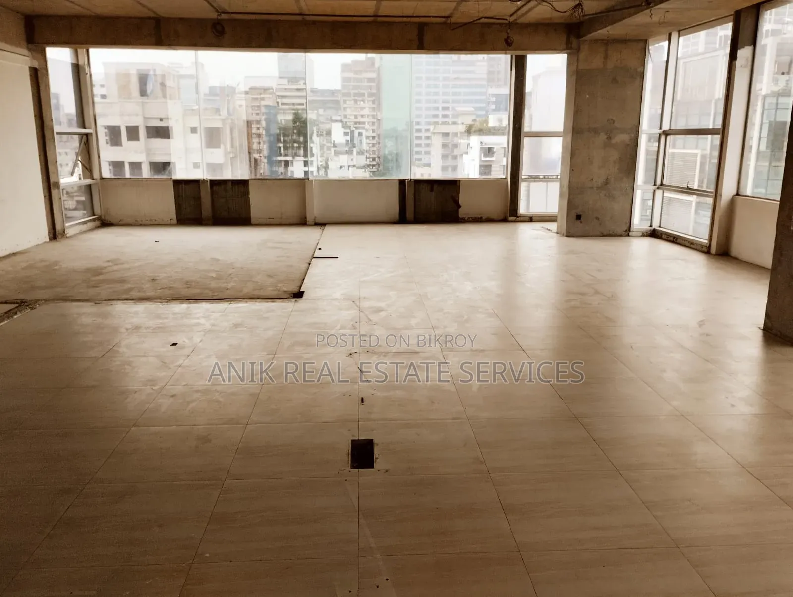 Commercial 3200 SFT Office Space Rent for Banani in Banani