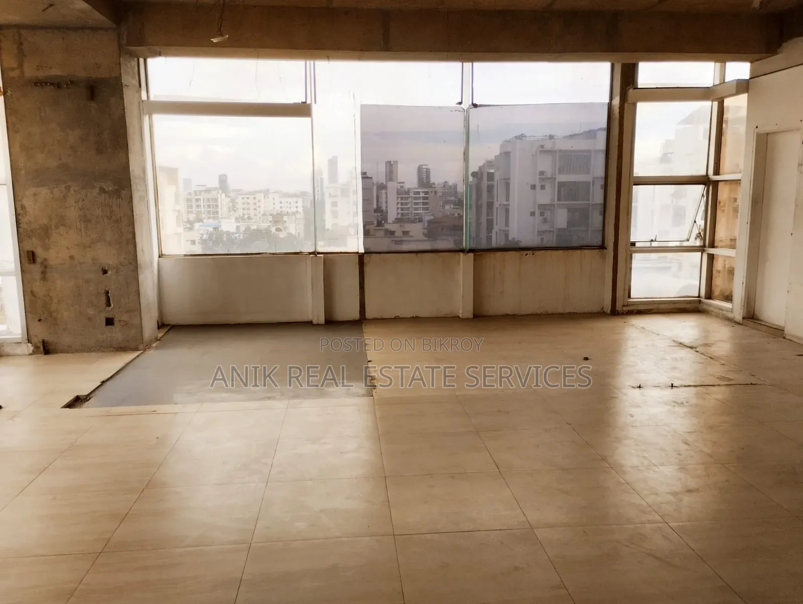 Commercial 3200 SFT Office Space Rent for Banani in Banani