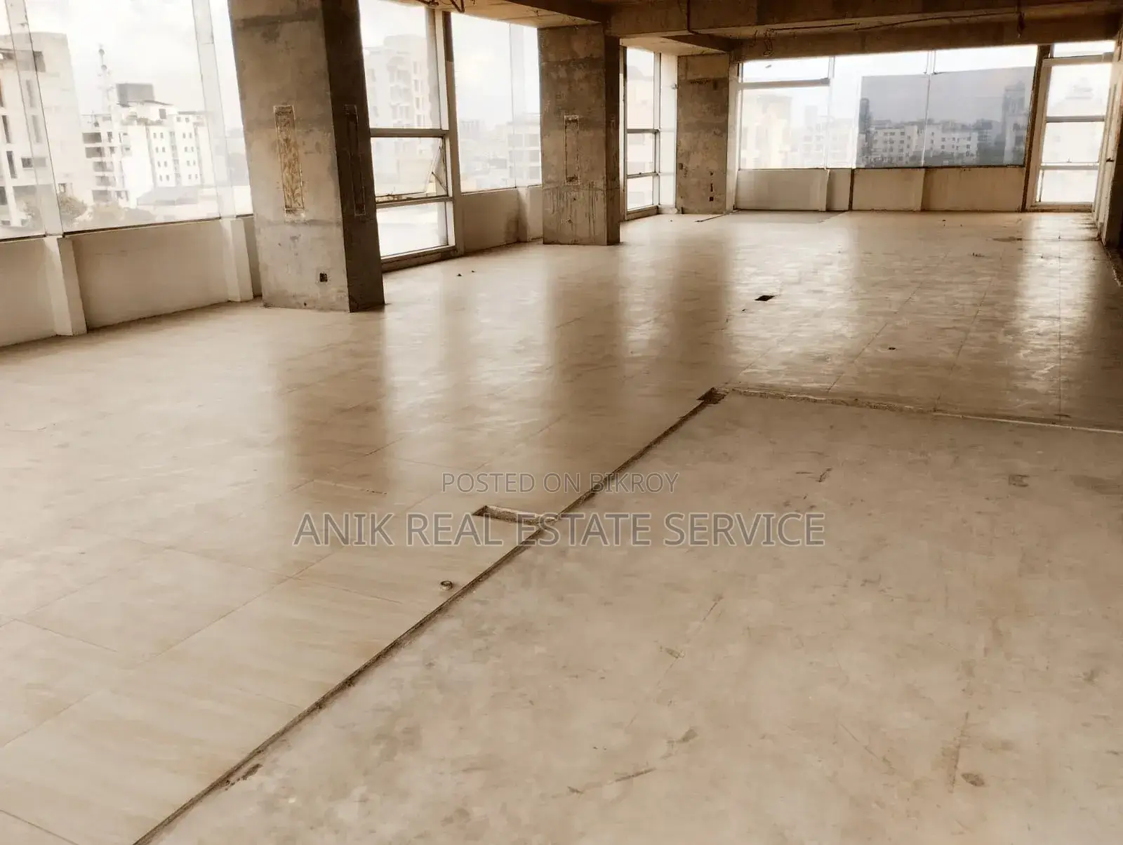 Commercial 3200 SFT Office Space Rent for Banani in Banani
