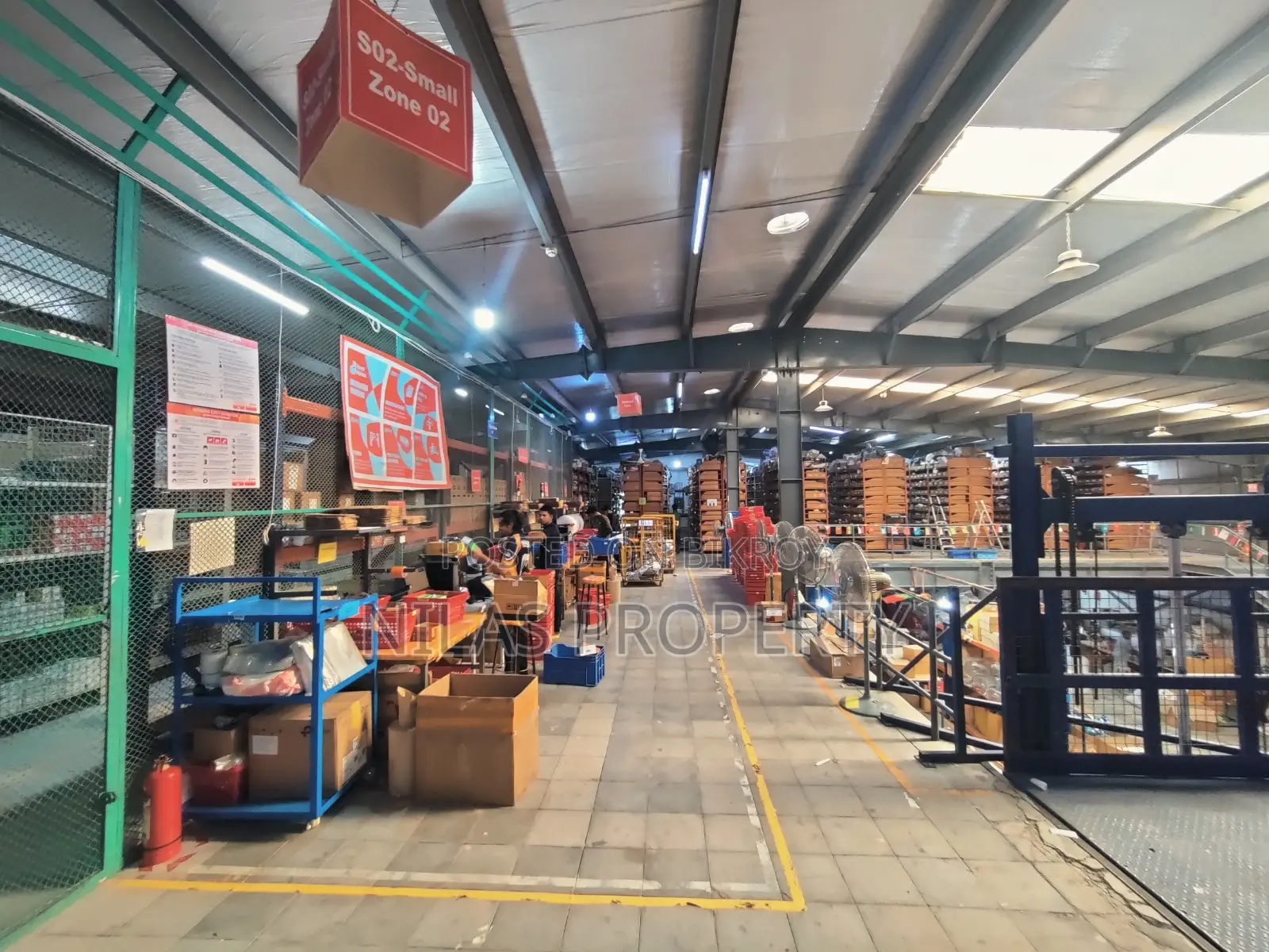 Bigger Warehouse 24000 SFT Space Rent in Uttara in Uttara