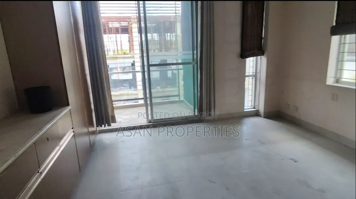 3-Bedroom Apartment in Dhanmondi for Sale in Dhanmondi