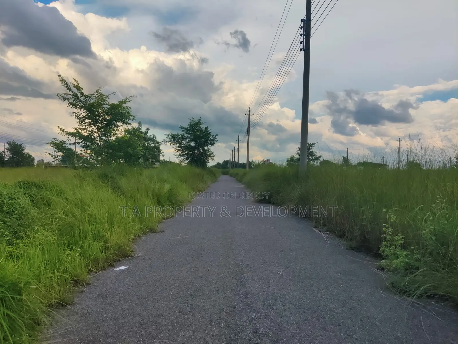12 Katha Plot for Sale, N-Extension 3 Side Corner Urgent Registration in Basundhara