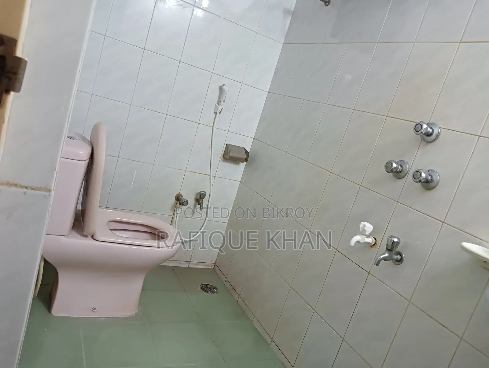 Furnished 3-Bedroom Apartment in Ayyub Vila, Uposhohor for Rent in Uposhohor
