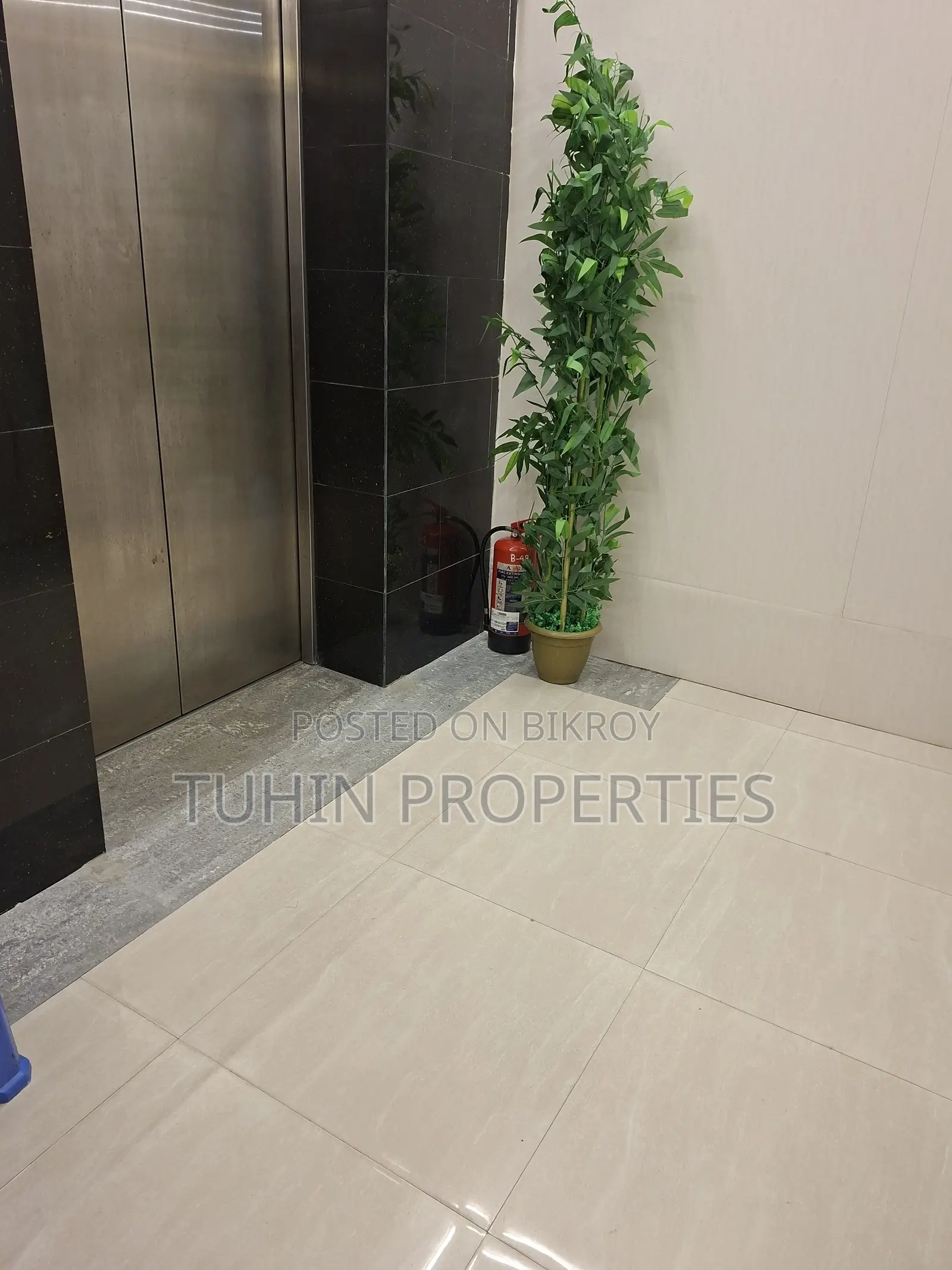 Ready Commercial Space Sale at Banani Road No 11 in Banani