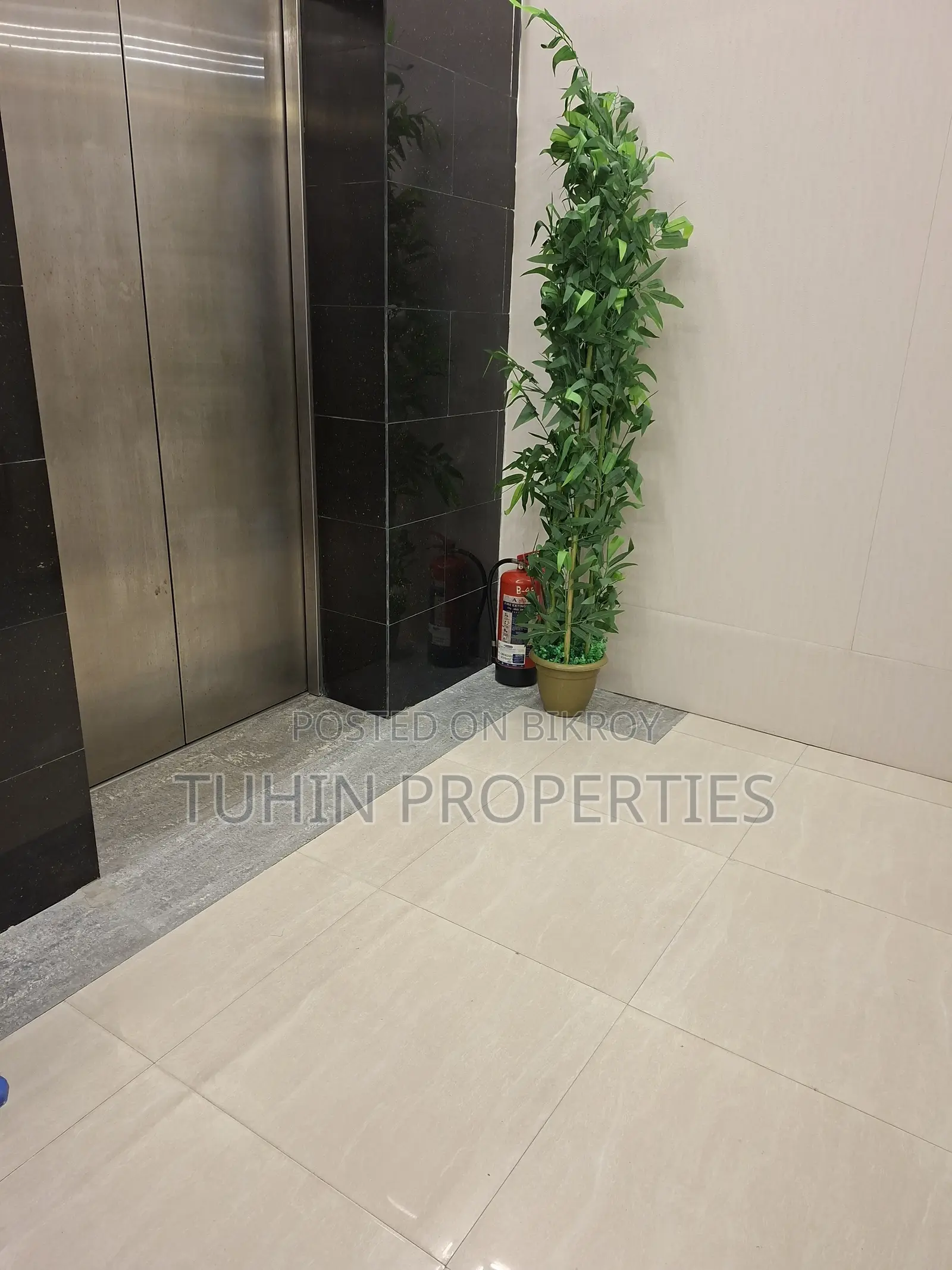 Ready Commercial Space Sale at Banani Road No 11 in Banani