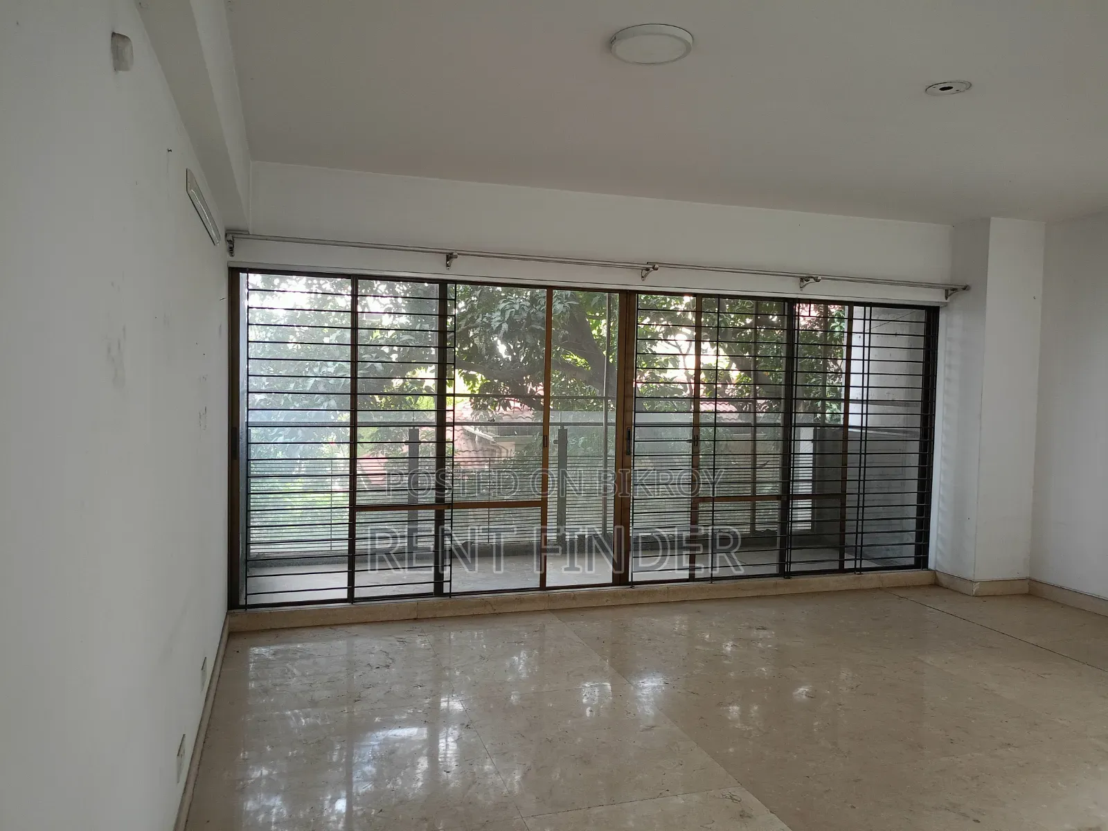 4-Bedroom Apartment in Rentfiner, Gulshan for Rent in Gulshan