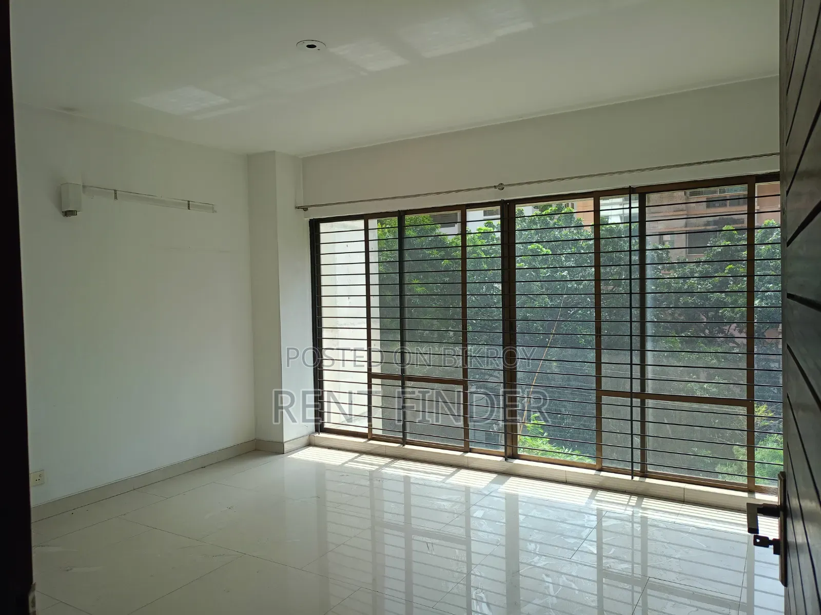 4-Bedroom Apartment in Rentfiner, Gulshan for Rent in Gulshan