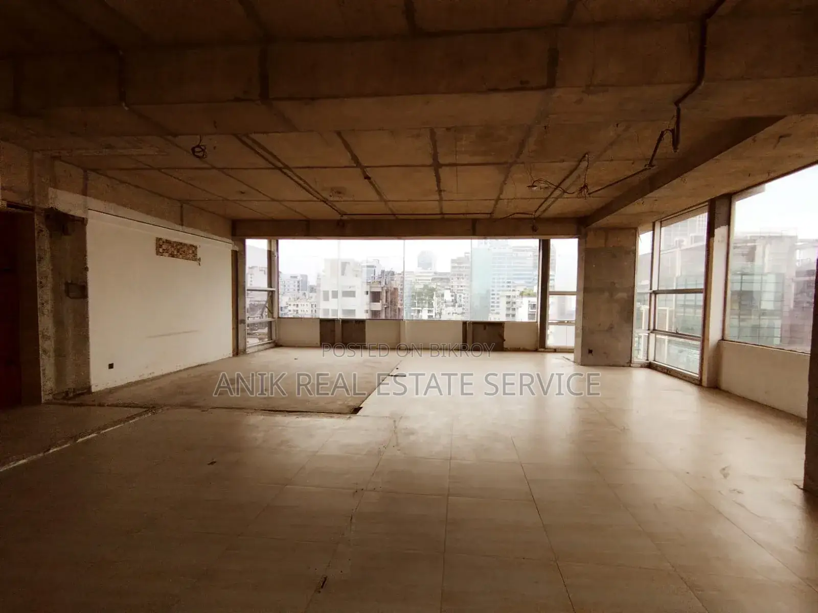 Commercial 3200 SFT Office Space Rent for Banani in Banani