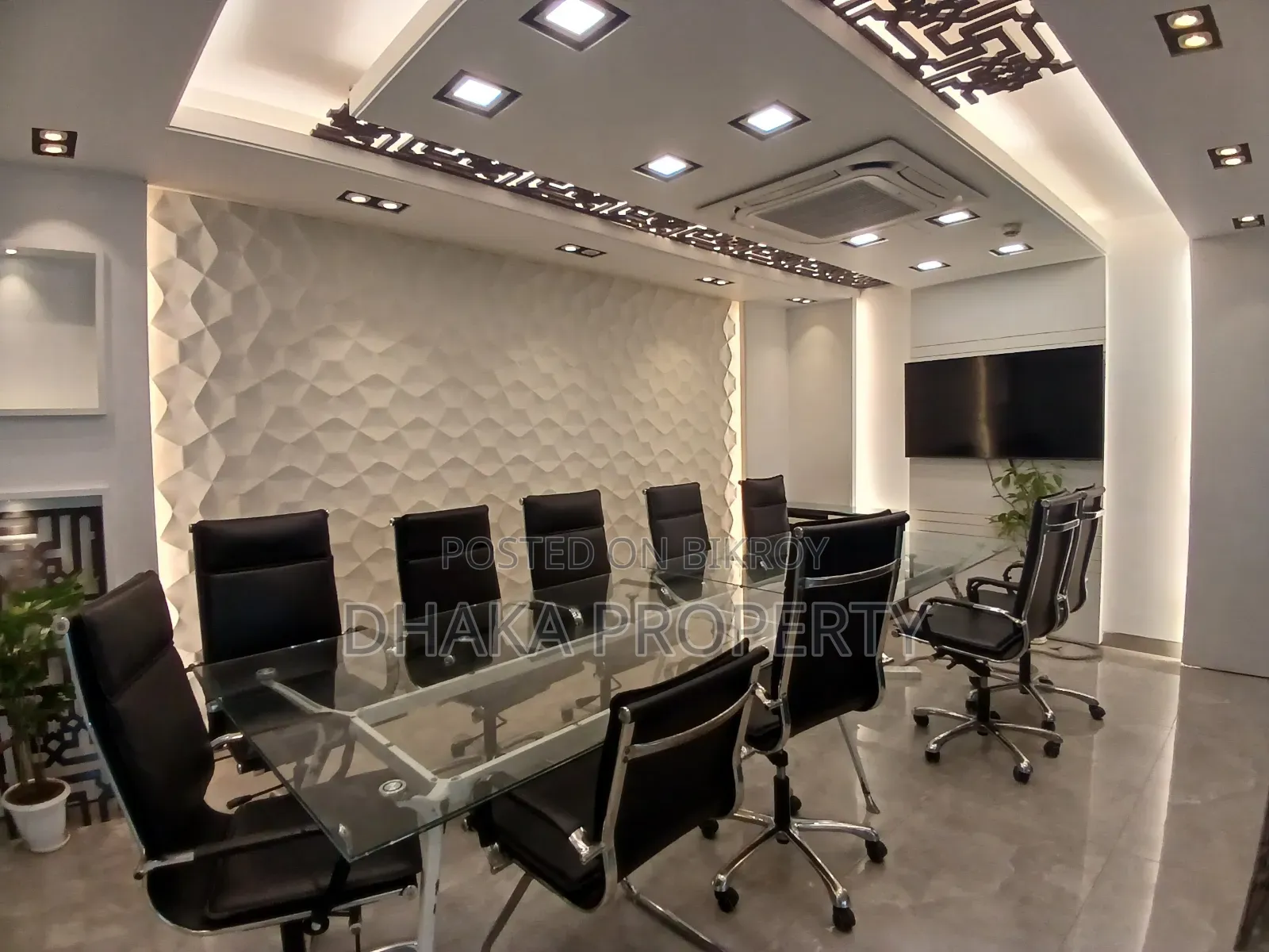 4000SqFt. Luxurious Furnished Office Rent at Gulshan Avenue in Gulshan