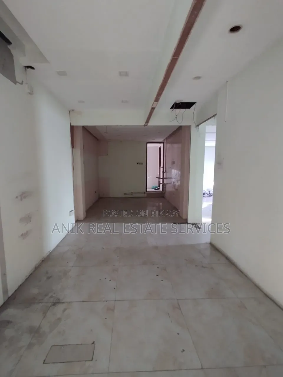 Commercial 1600 SFT Office Space Rent for Gulshan in Gulshan