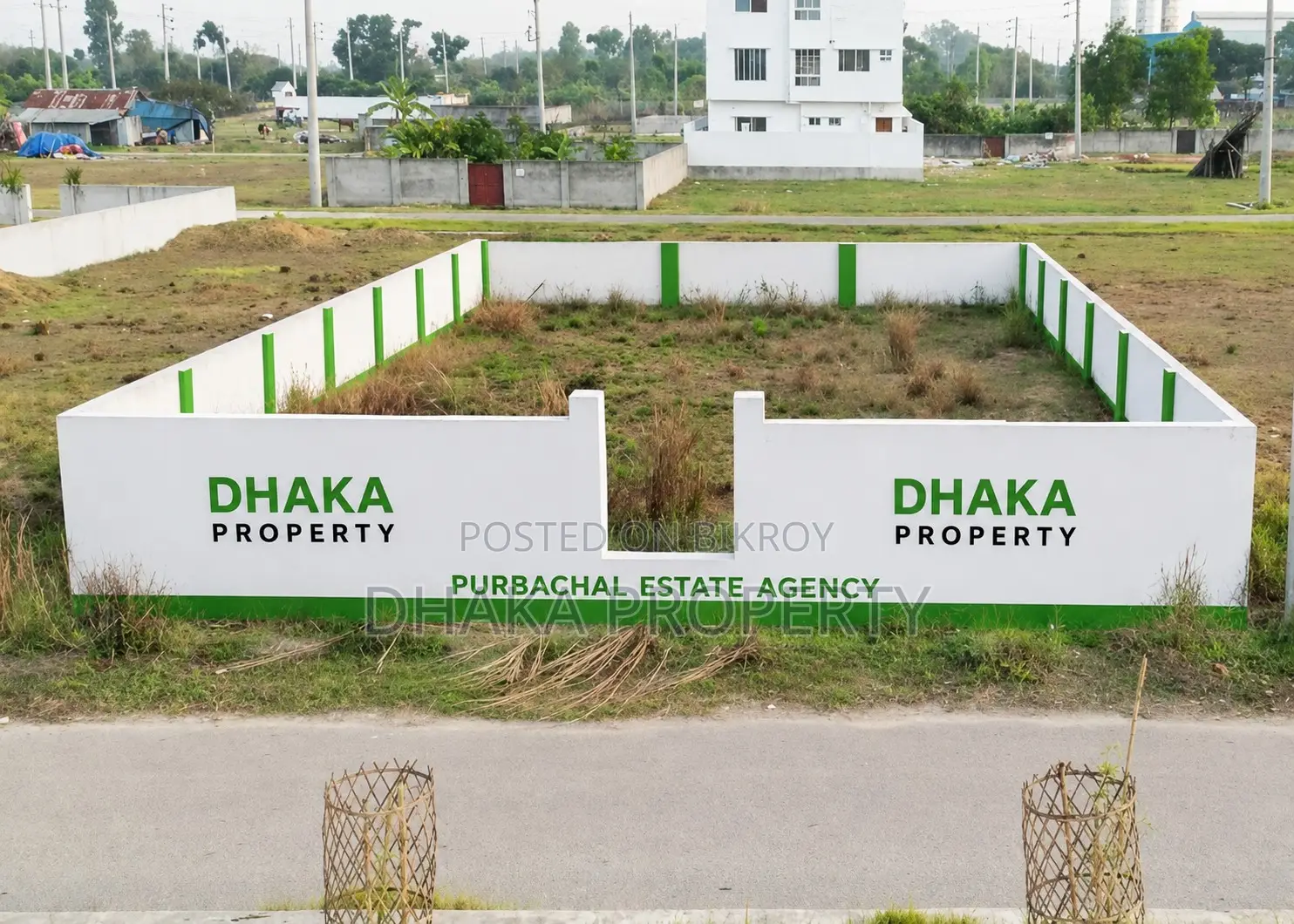 150ft Expressway 3 Katha South at Sector-28 in Purbachal