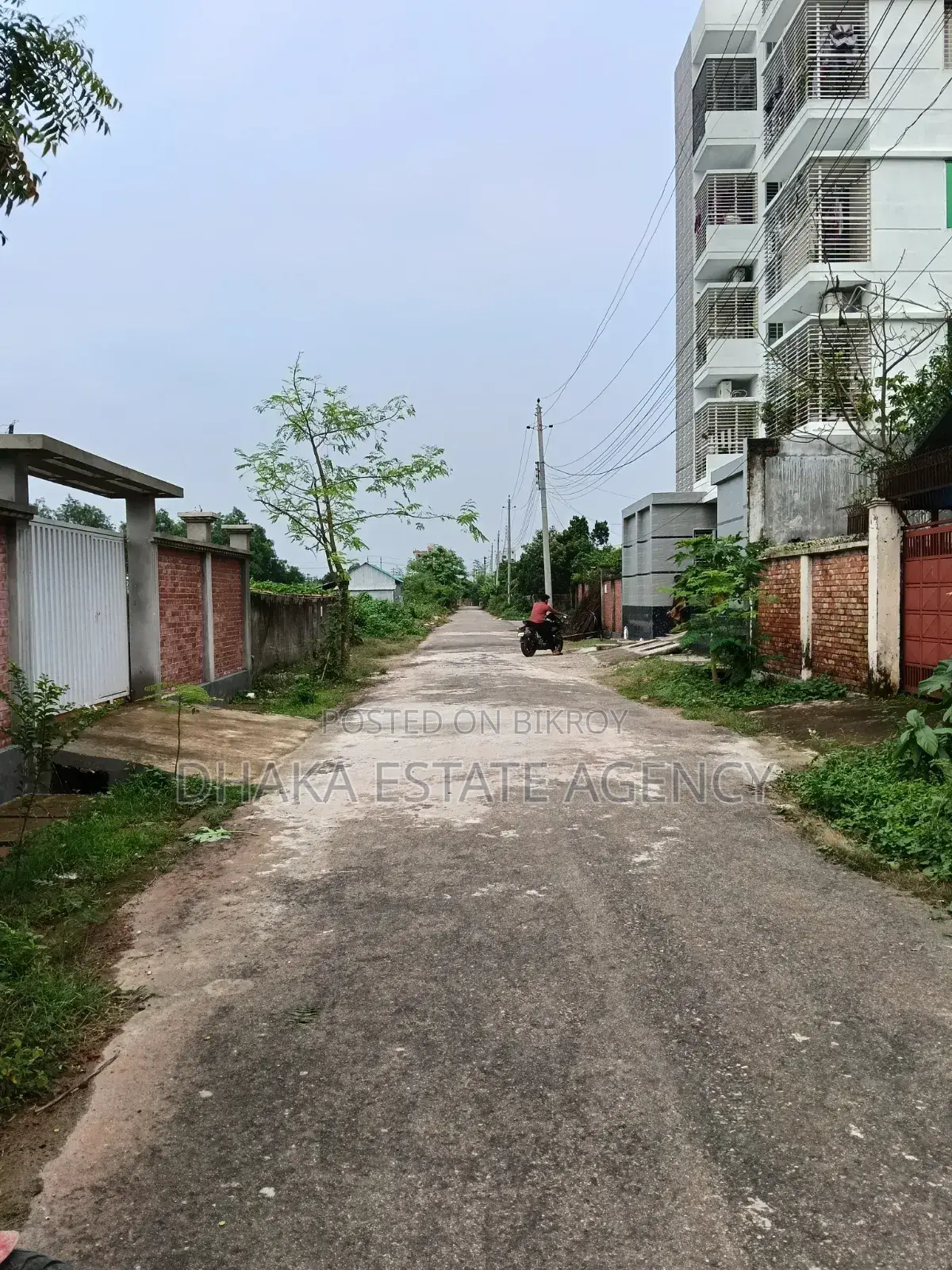 Block-L, South Face 5 Katha Plot Sale in Basundhara