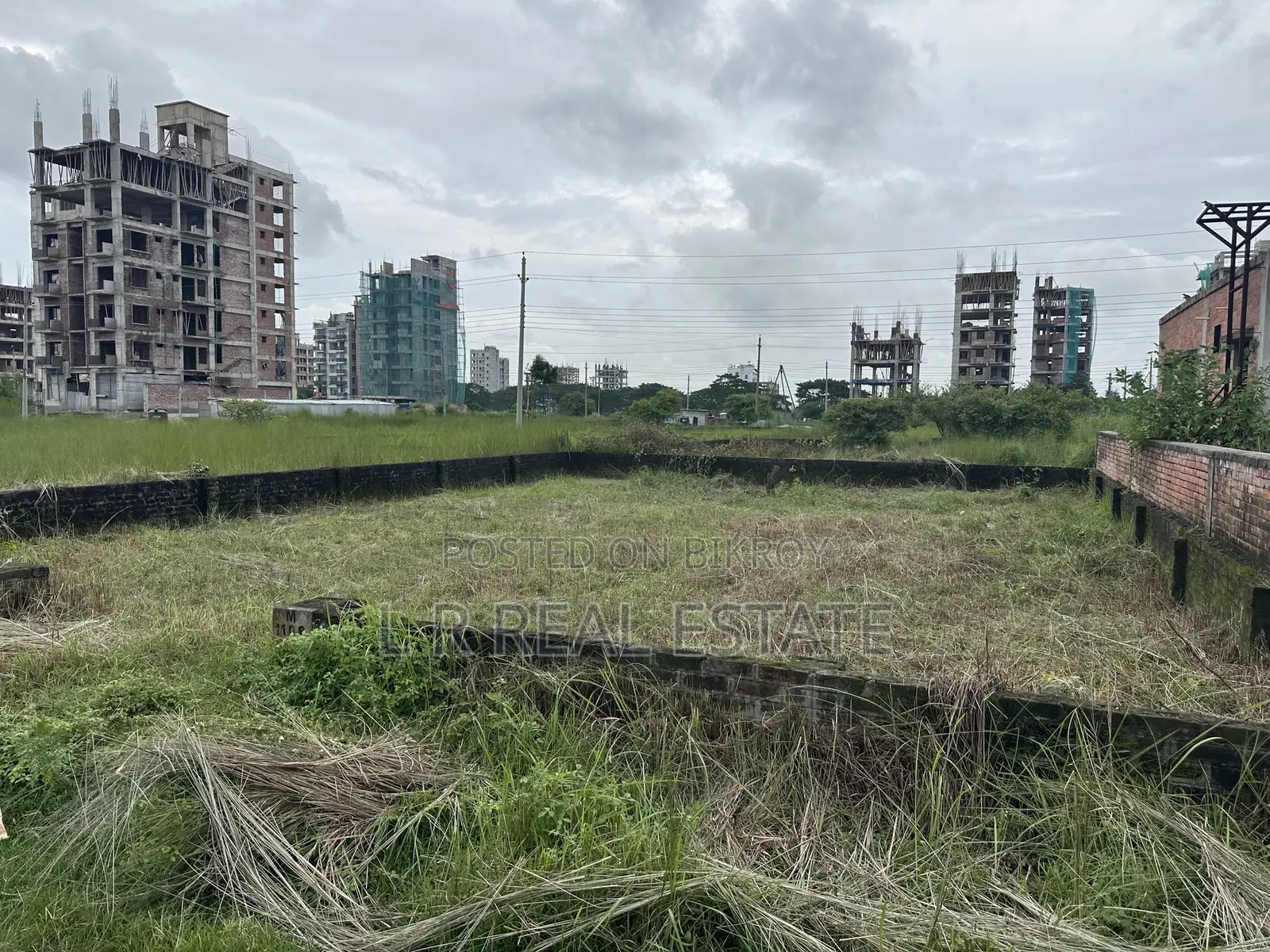 Block M, 4 Katha, South Face, Plot Sell Bashundhara R/A in Basundhara
