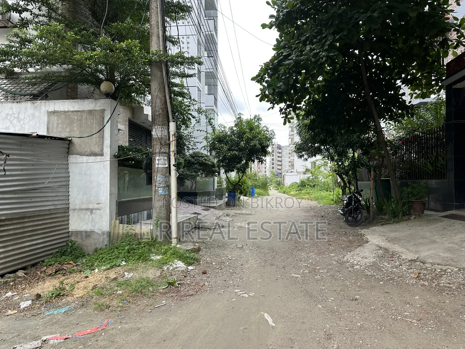 L Block, 3-Katha, South-Facing, Plot For Sale, Bashundhara R/A in Basundhara