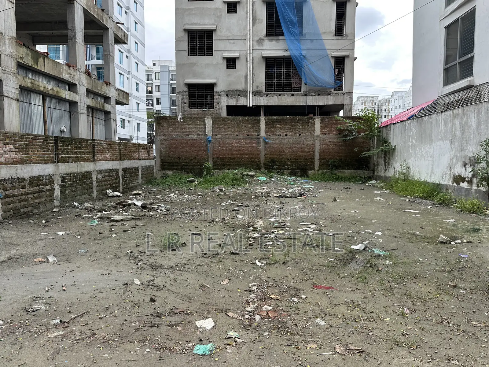 L Block, 3-Katha, South-Facing, Plot For Sale, Bashundhara R/A in Basundhara