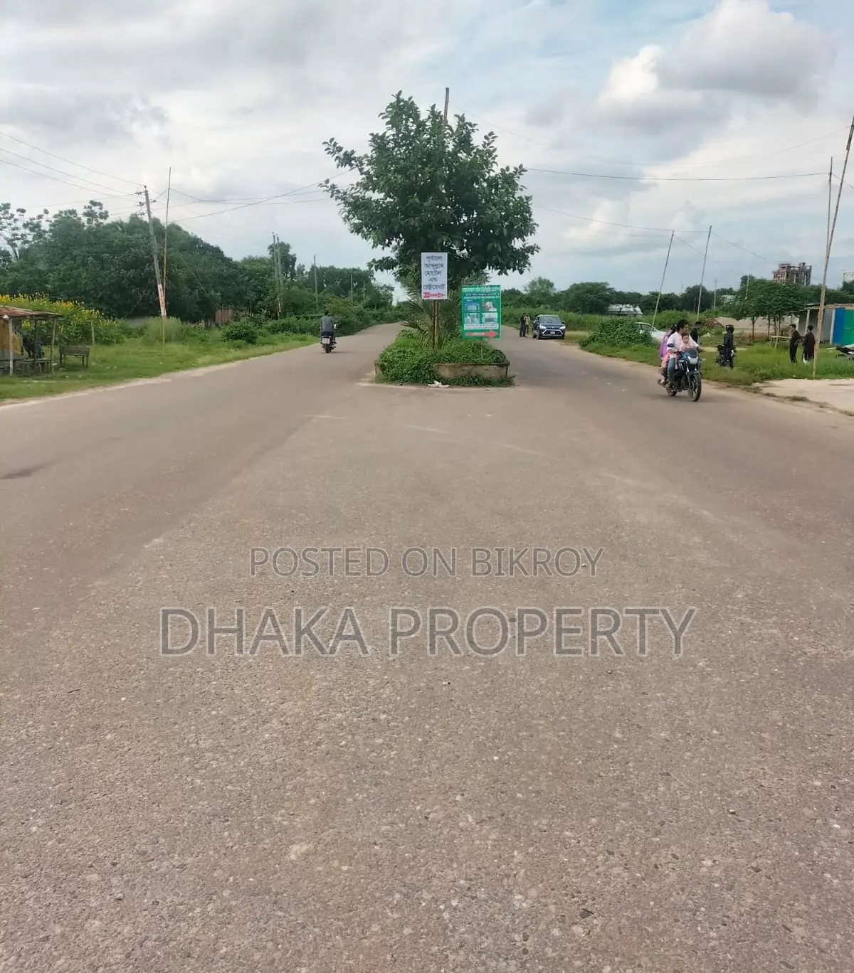 100ft Road 5.25 Katha North at Sector-20 in Purbachal