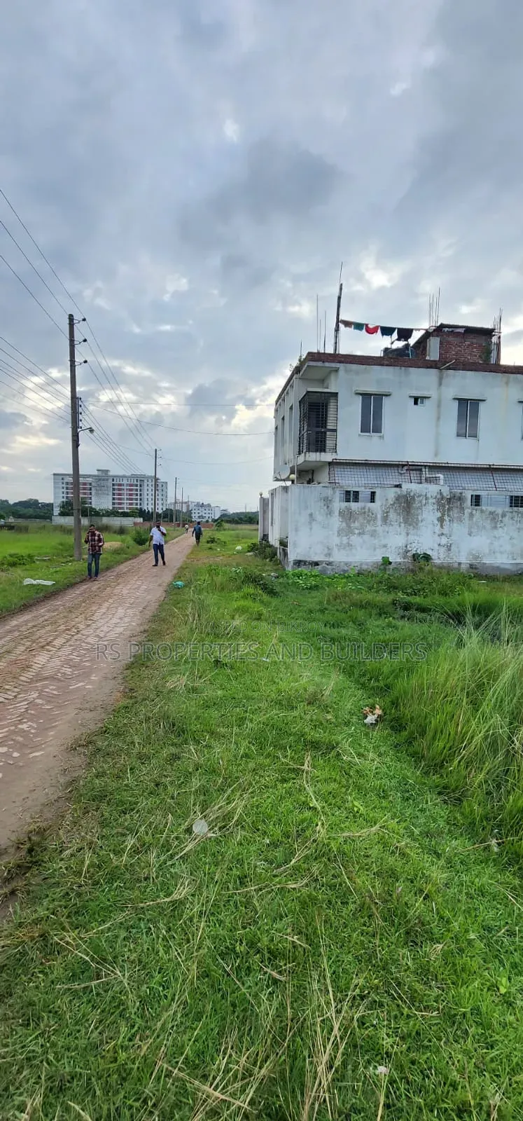 3 Bedroom Apartment in Ashulia, Savar for Sale in Savar