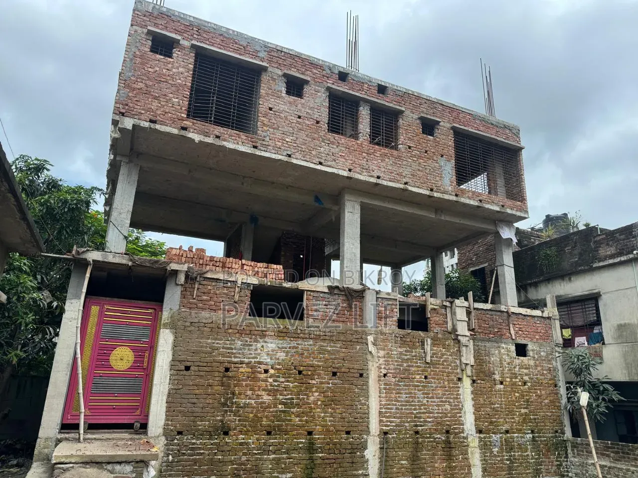 3-bedroom Apartment in Anwara Monjil, Jatrabari for sale in Jatrabari