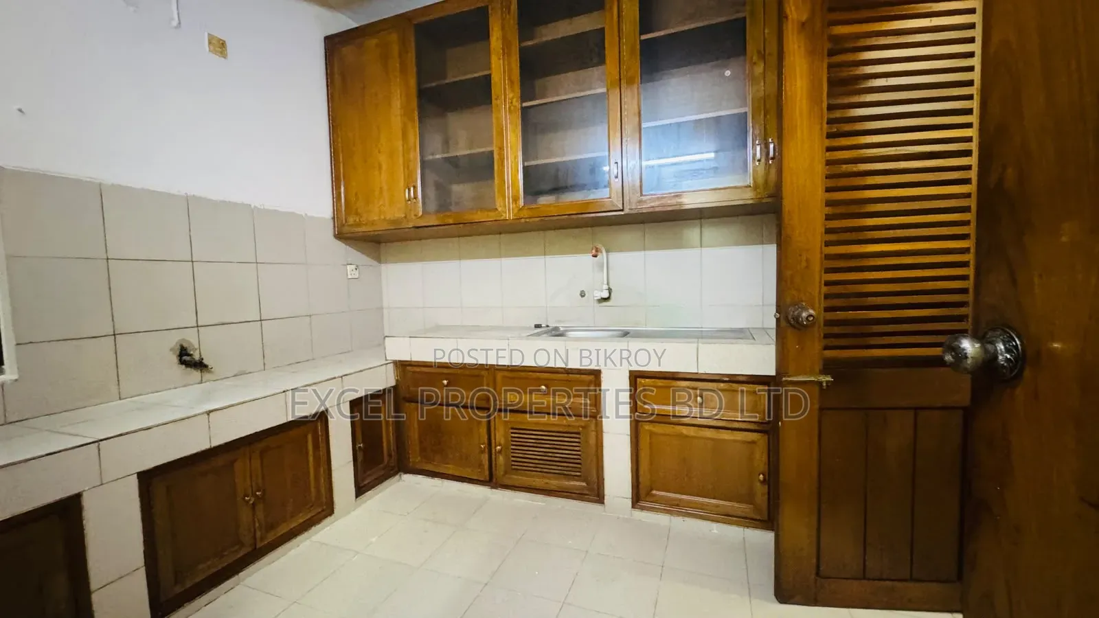 4-Bedroom Apartment in Bti, Banani for Sale in Banani