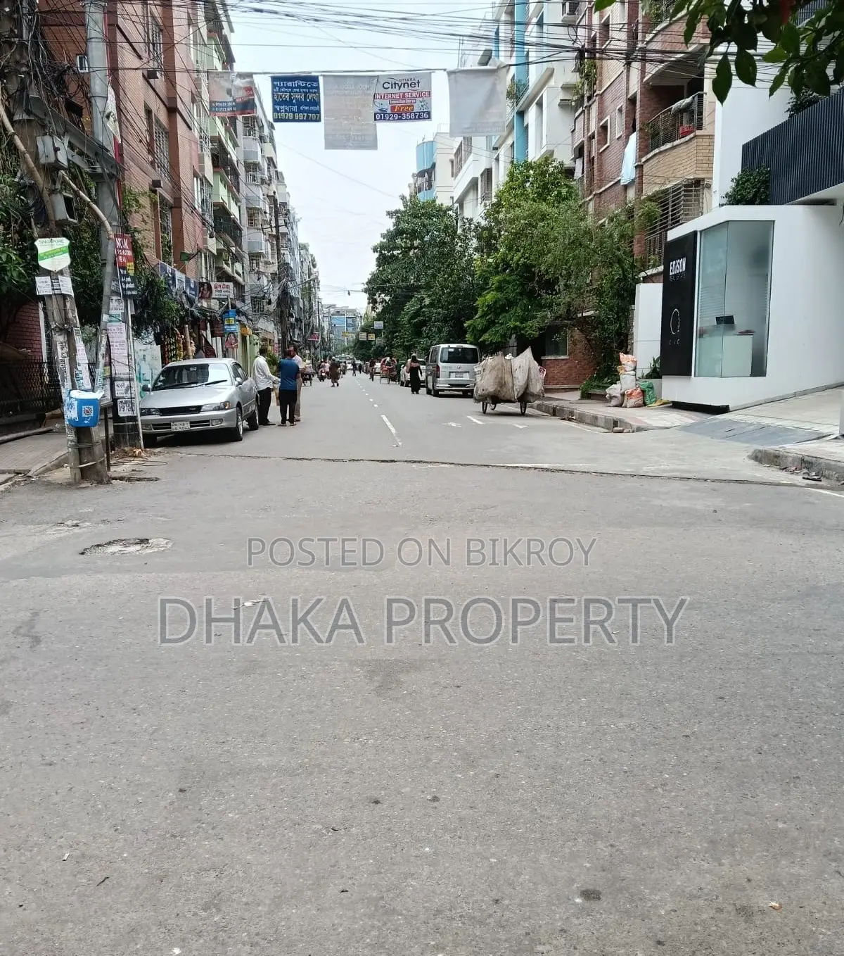 300ft Road 3 Katha Park North at Sector-11 in Uttara