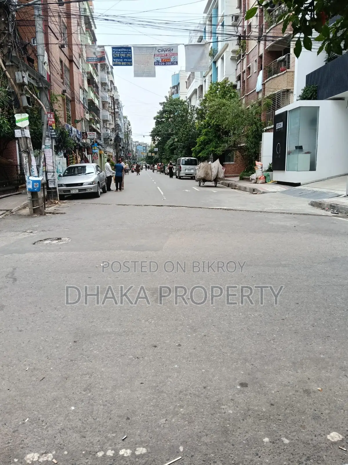 30 feet Road 8.75 Katha East Facing at Sector 7 in Uttara