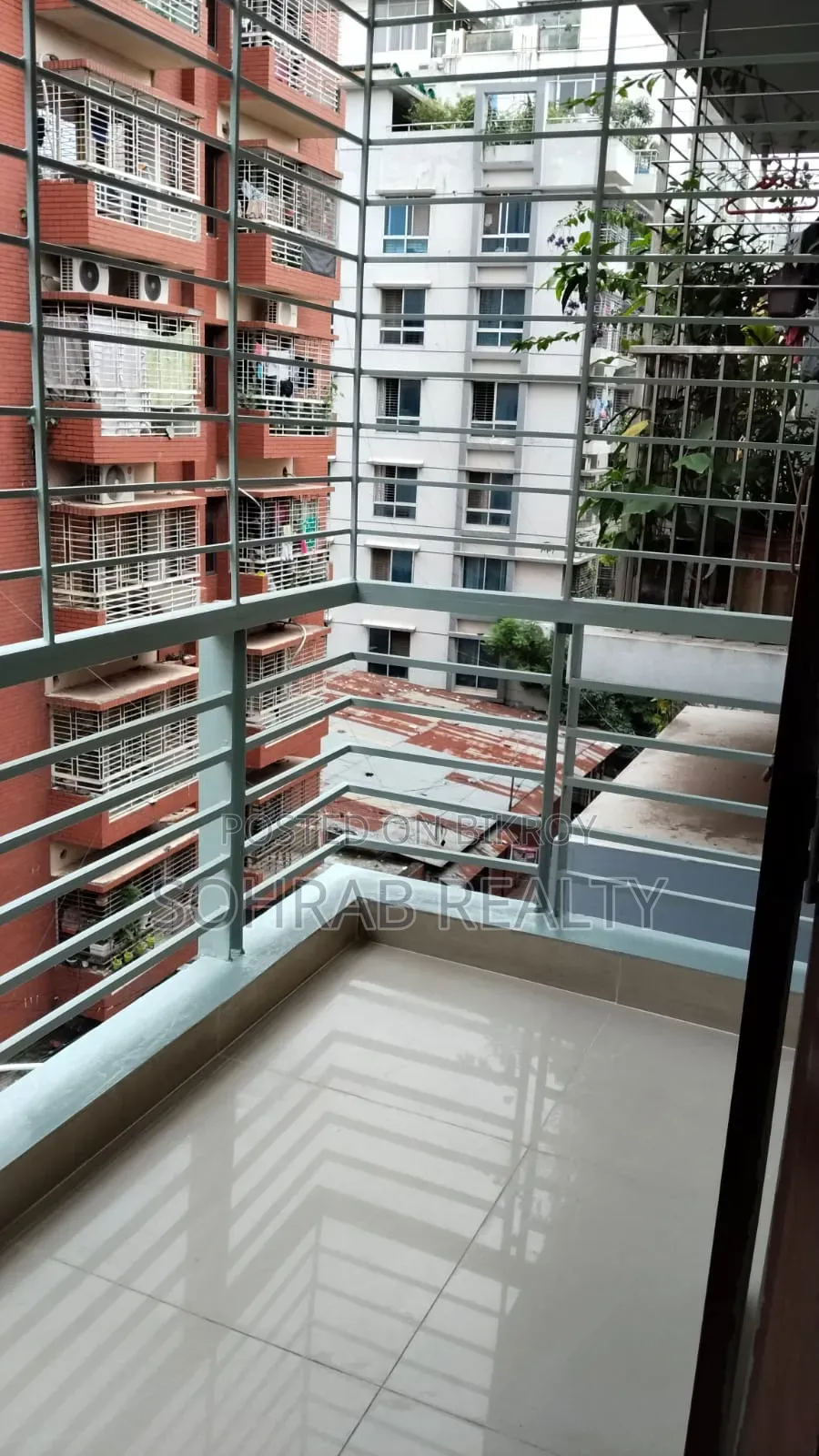 Furnished 3-Bedroom Apartment in Sohrab Realty, Uttara for Sale in Uttara