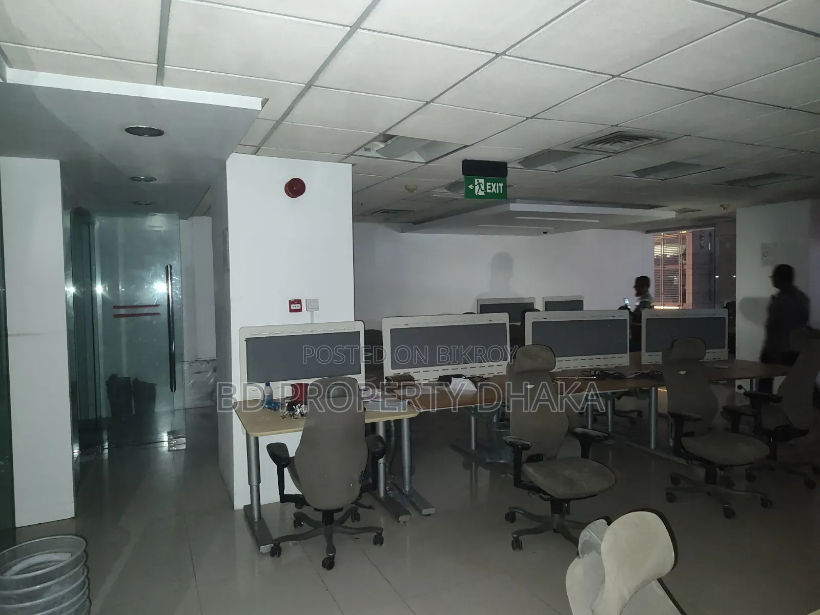 4500 Sqft Open Furnished Commercial Space Rent in Gulshan Avenue in Gulshan