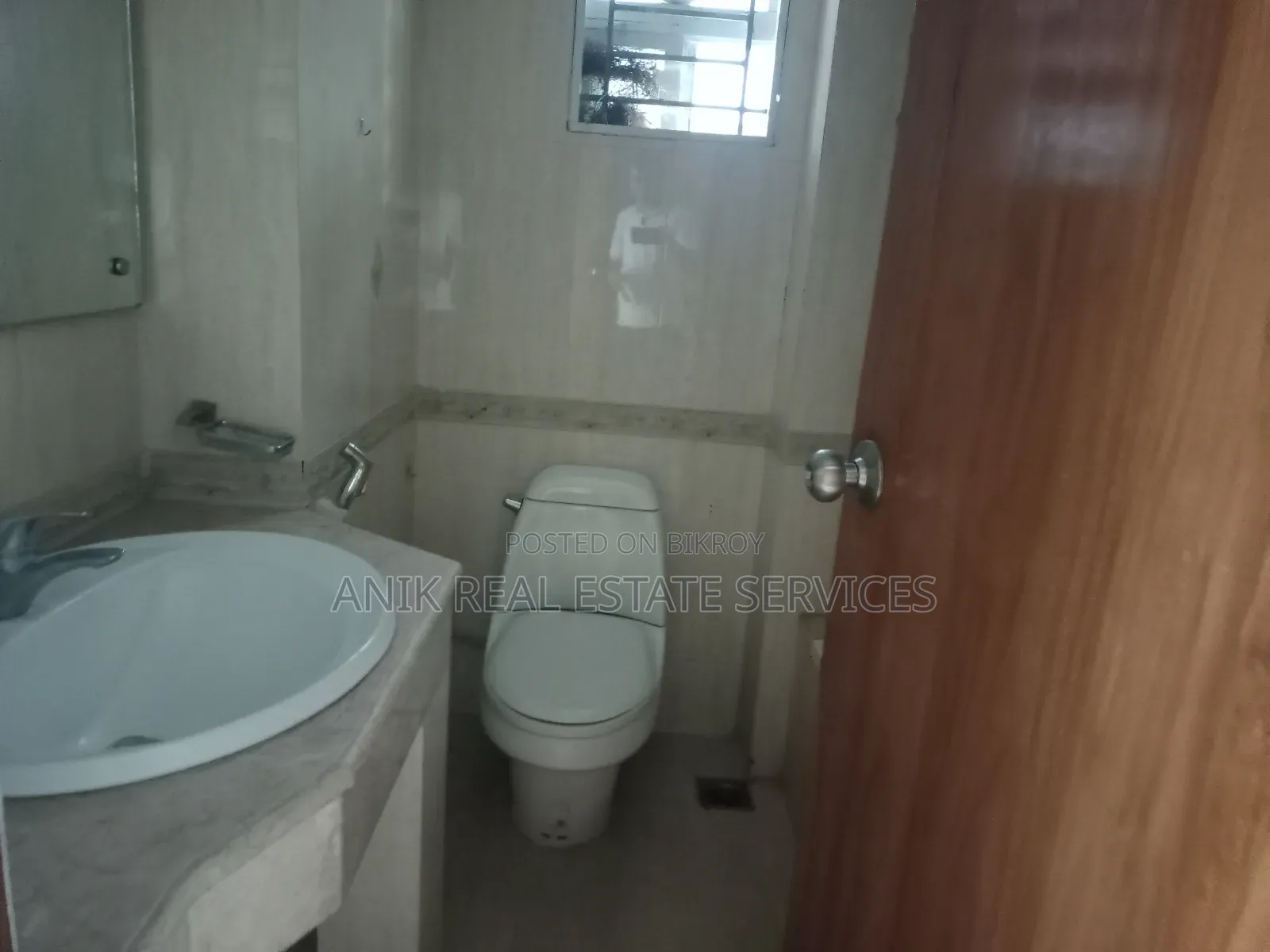 4-Bedroom Apartment in Anik Real Estate, Baridhara for rent in Baridhara