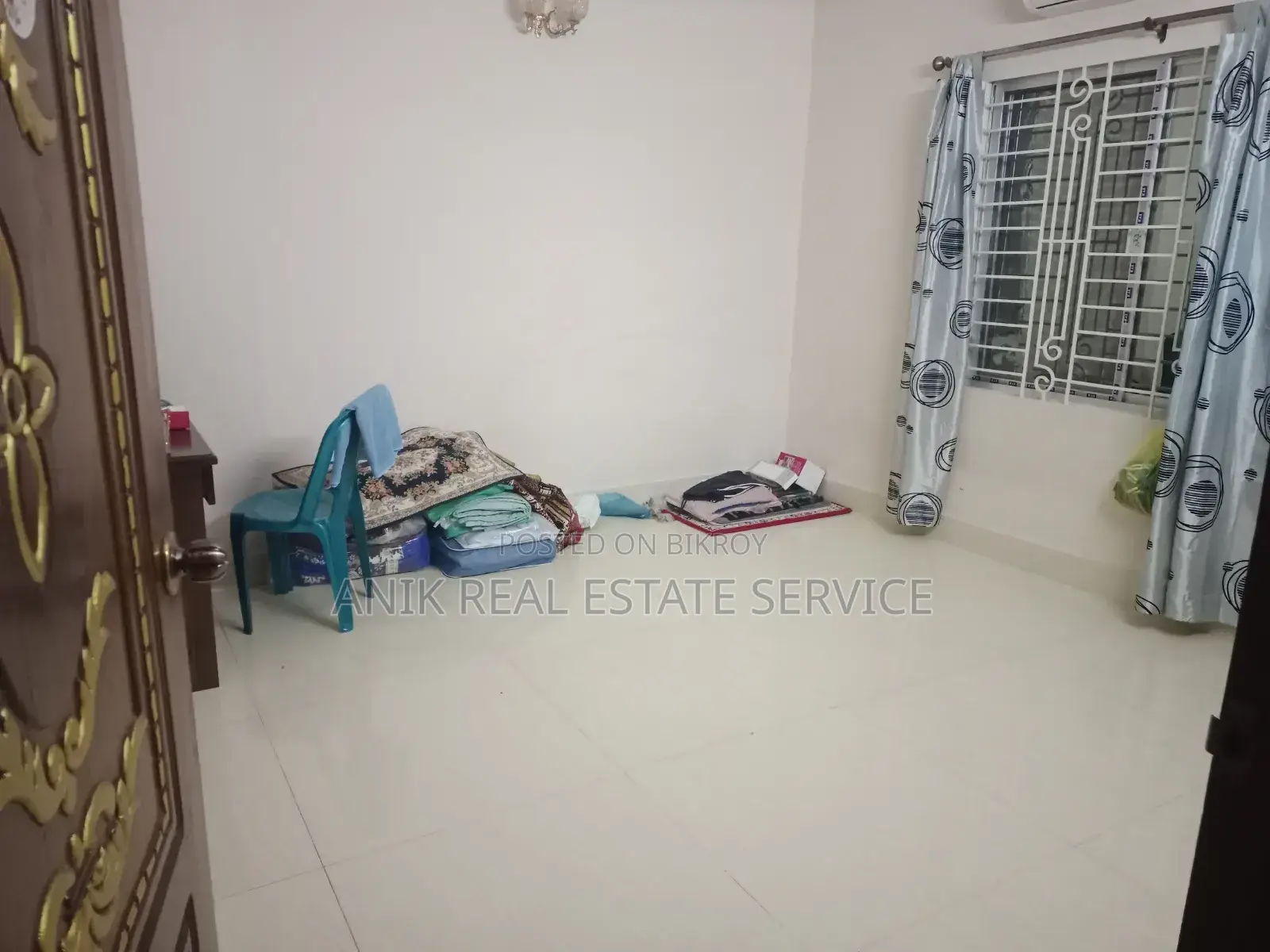 Commercial 3500 SQFT Office Gym Daycare Rent Corner Banani in Banani