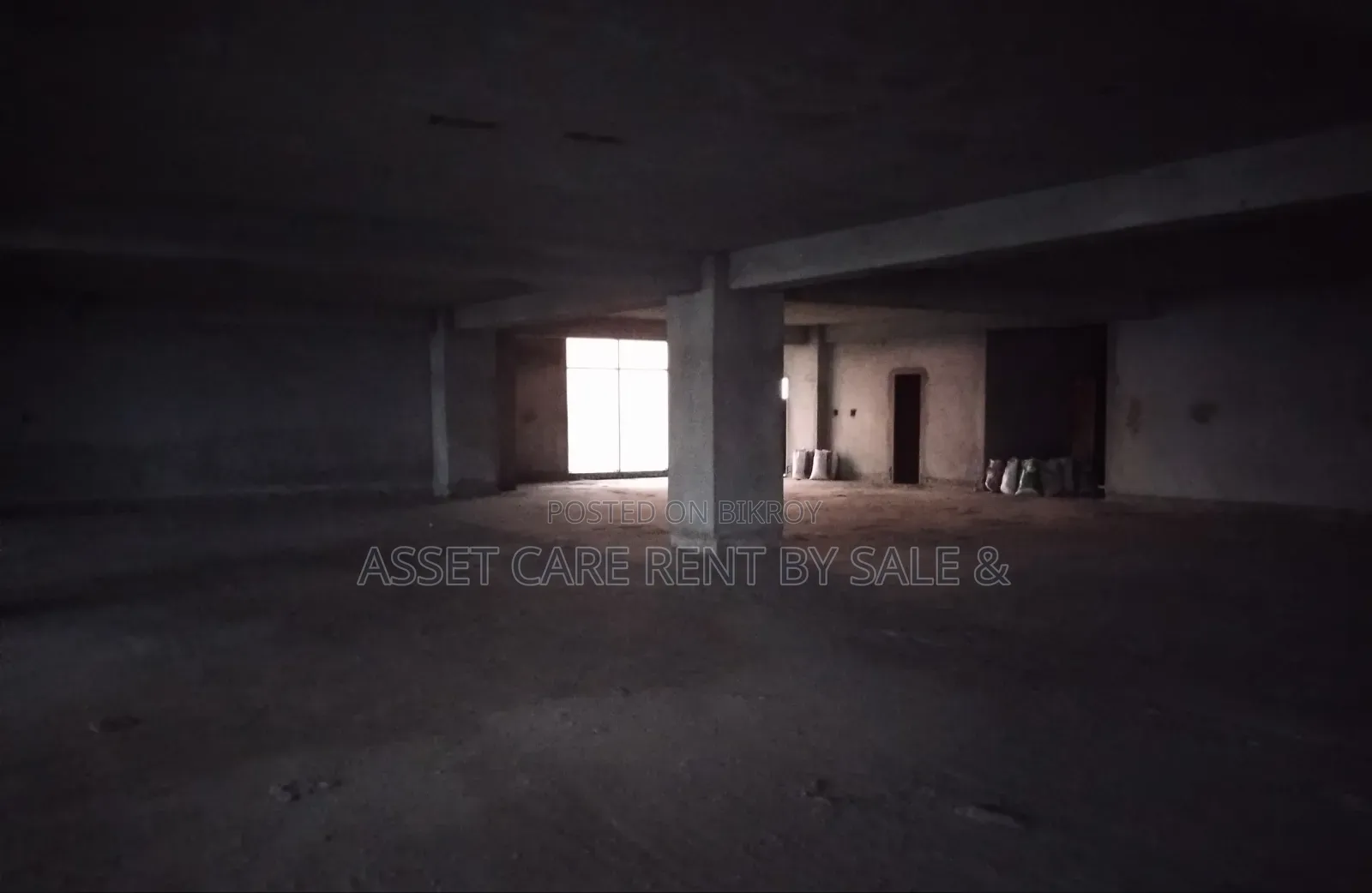 10200 SQF Commercial Space Rent at Mohakhali Avenue in Gulshan