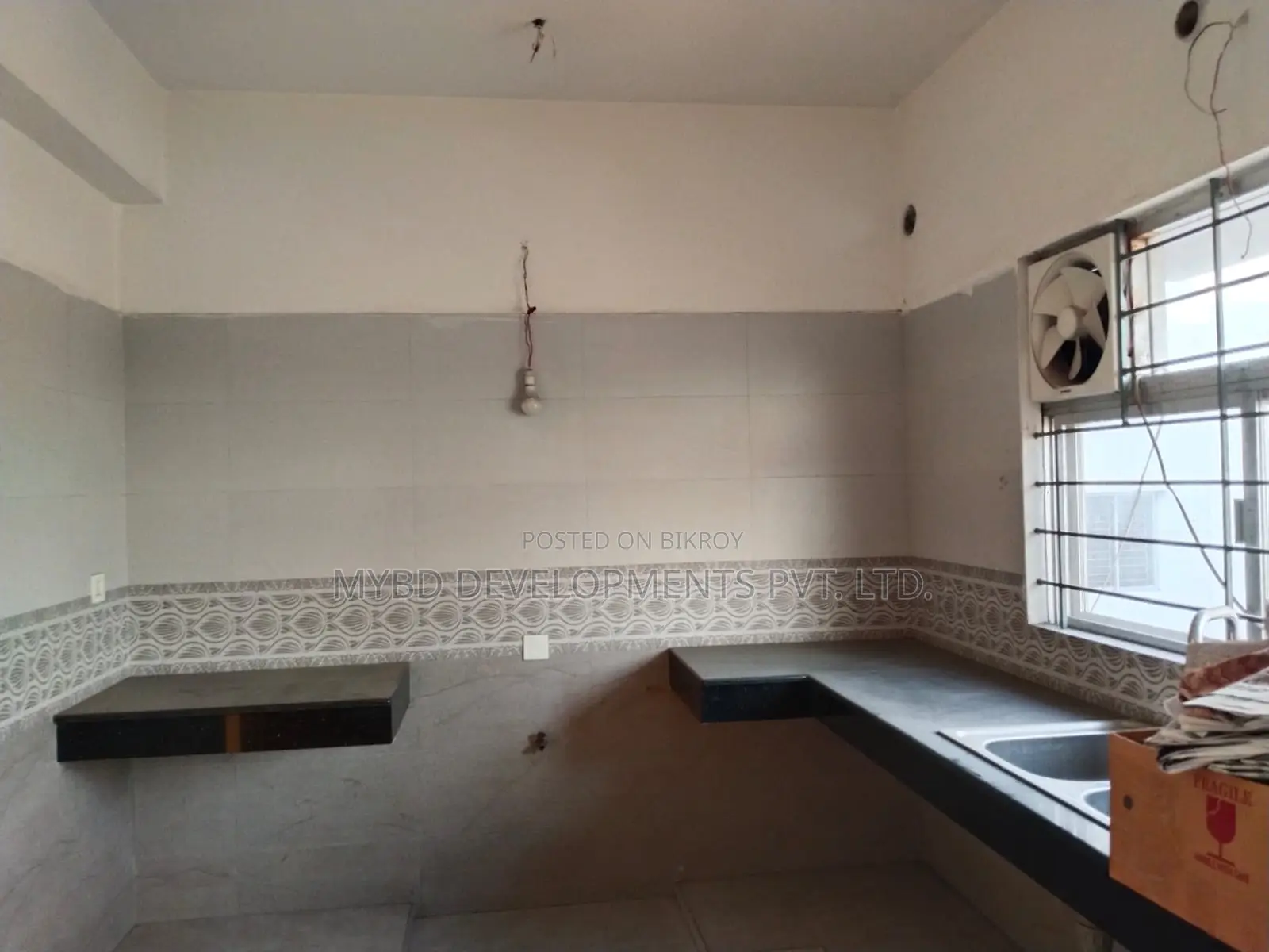 4 Bedroom Apartment in Bashundhara for sale in Basundhara