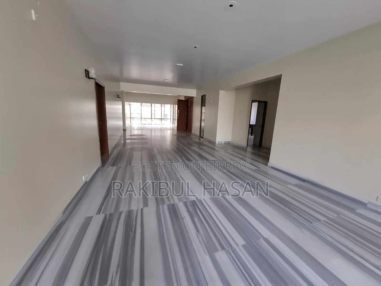 4500 Square Feet Office Rent in Baridhara in Baridhara