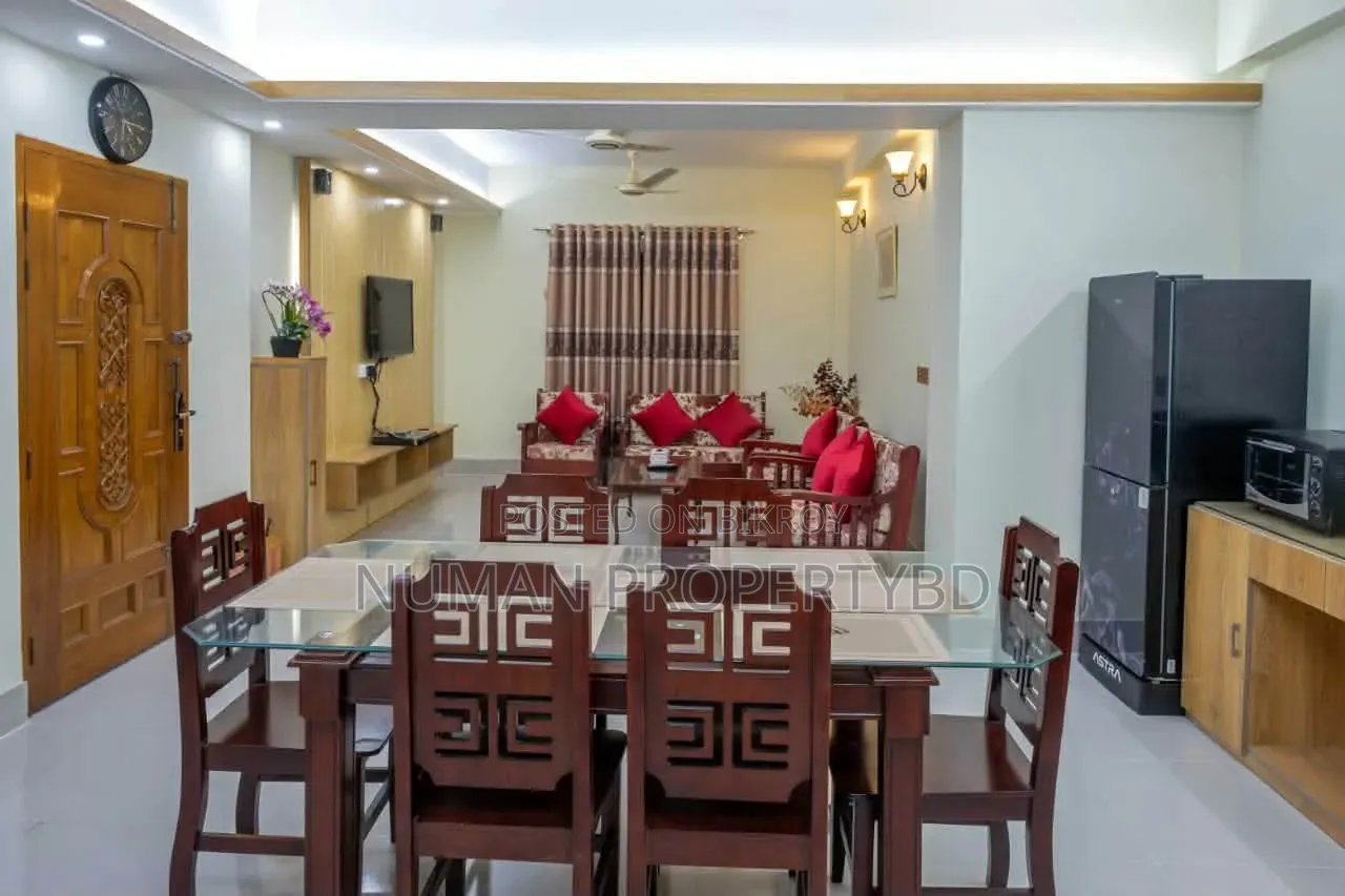 Furnished 3-Bedroom Apartment in Numan Property Bd, Basundhara for Rent in Basundhara