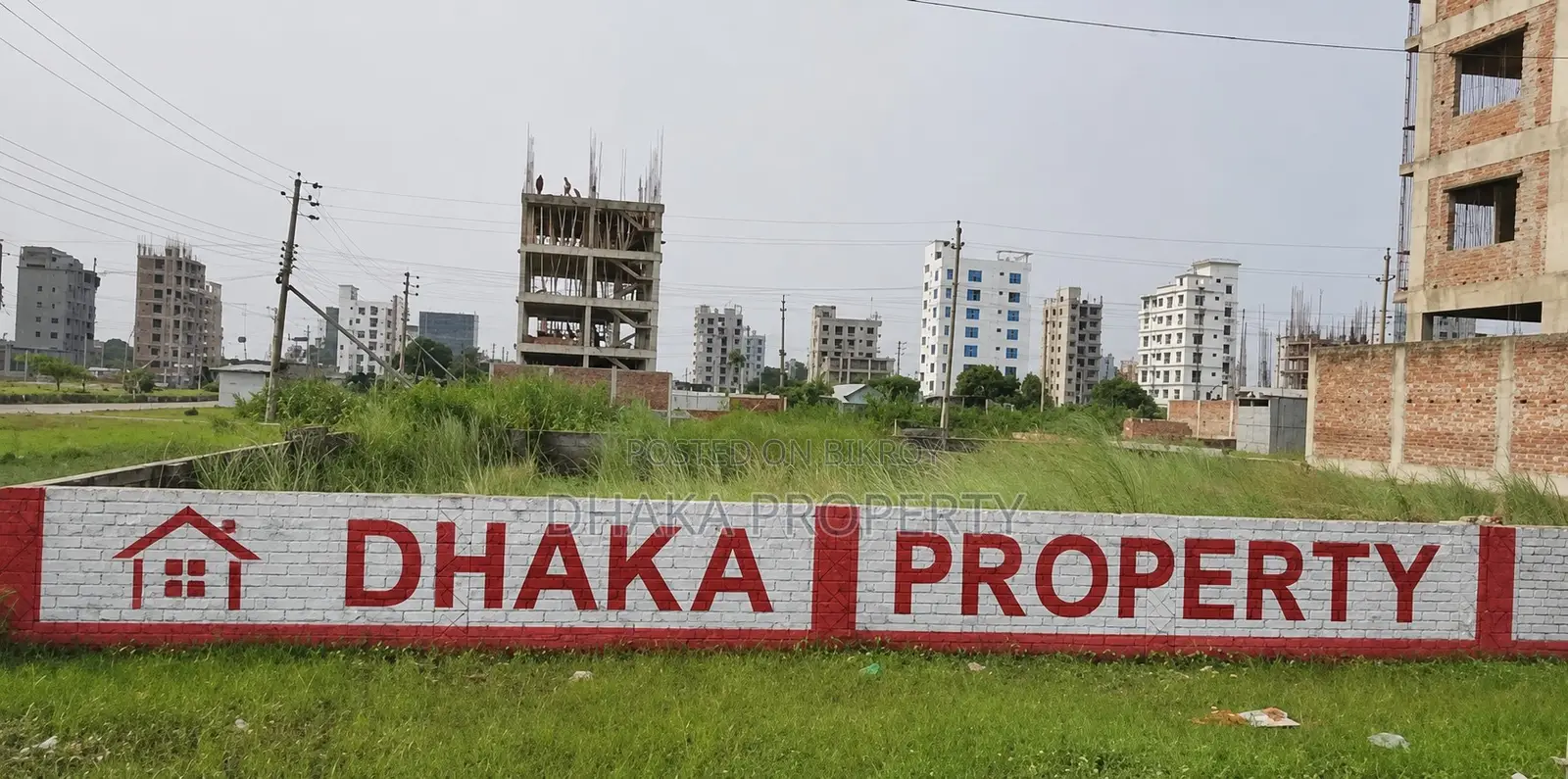 30ft Road 3 Katha Park South at Sector-16/J in Uttara