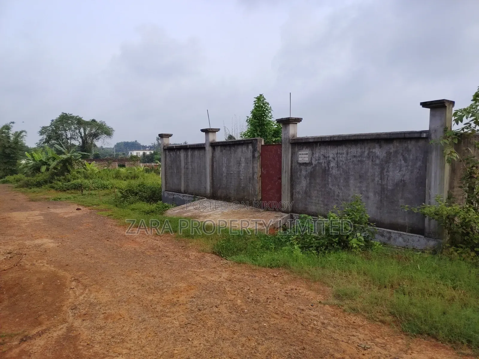 Corner 5 katha south facing in Sector 8 in Purbachal