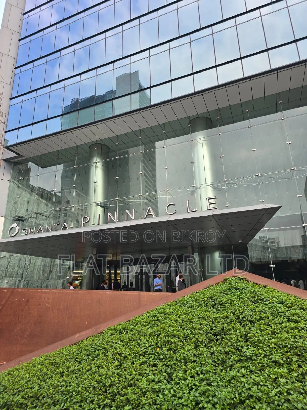 Rent 14200 SFT Ready Commercial Space at Tejgaon in Tejgaon