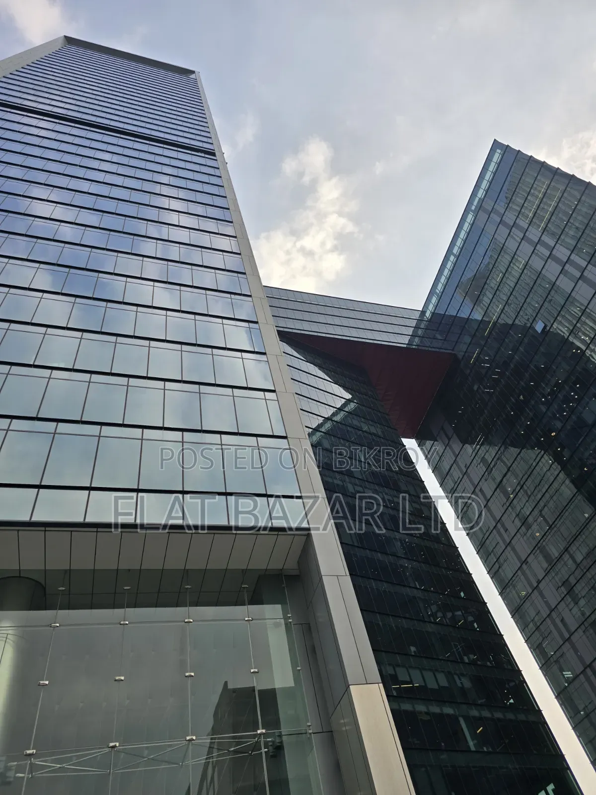 Rent 14200 SFT Ready Commercial Space at Tejgaon in Tejgaon