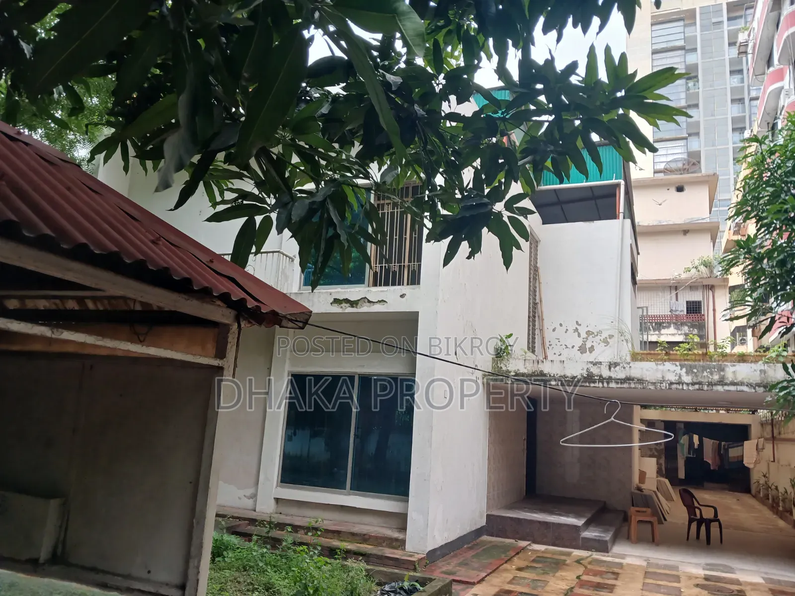 5-Bedroom House in Gulshan for Sale in Gulshan