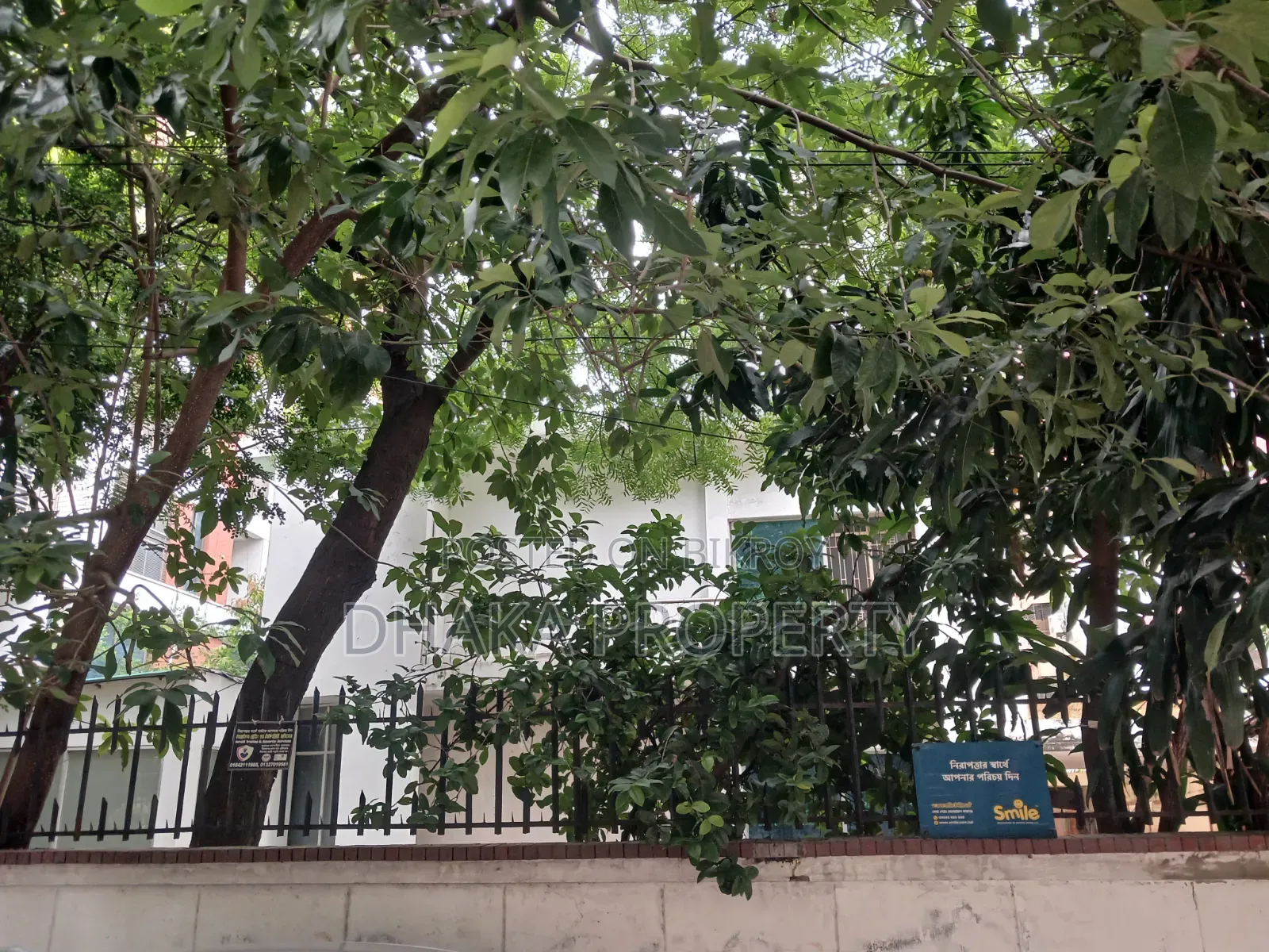5-Bedroom House in Gulshan for Sale in Gulshan