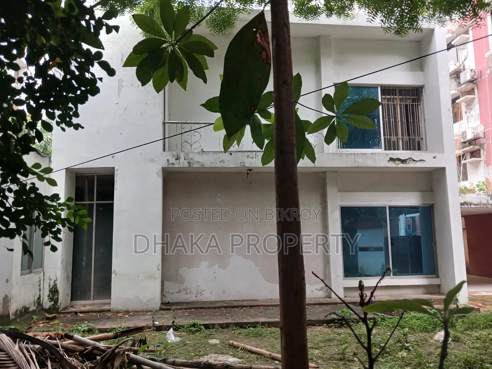 5-Bedroom House in Gulshan for Sale in Gulshan