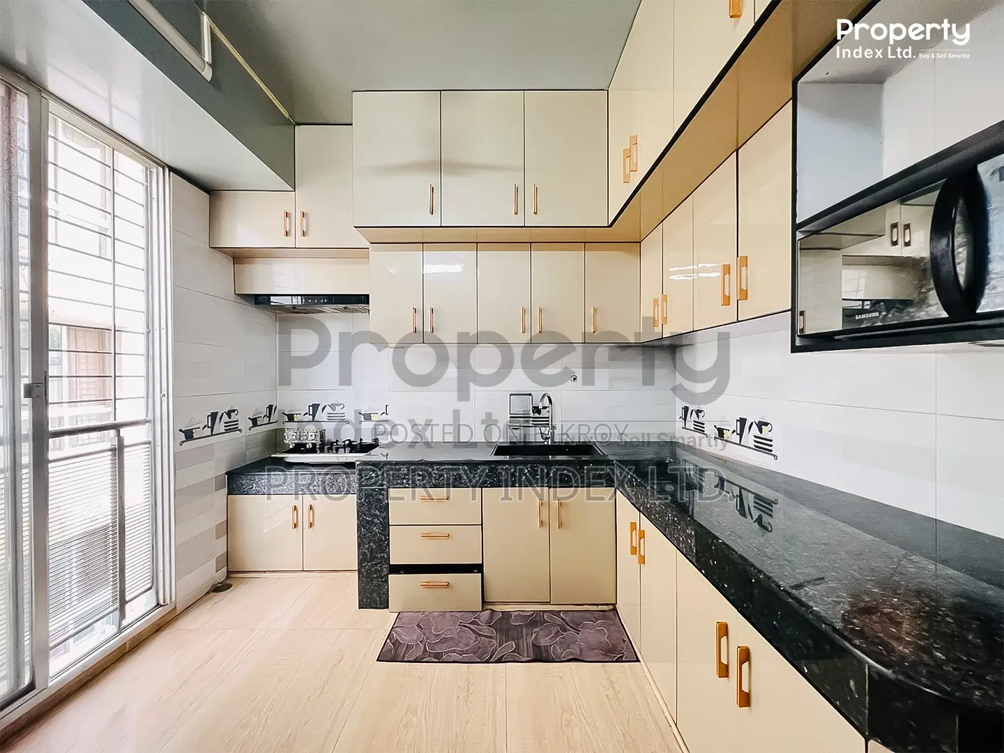 Furnished 4-Bedroom Apartment in Madina Developer, Basundhara for Sale in Basundhara