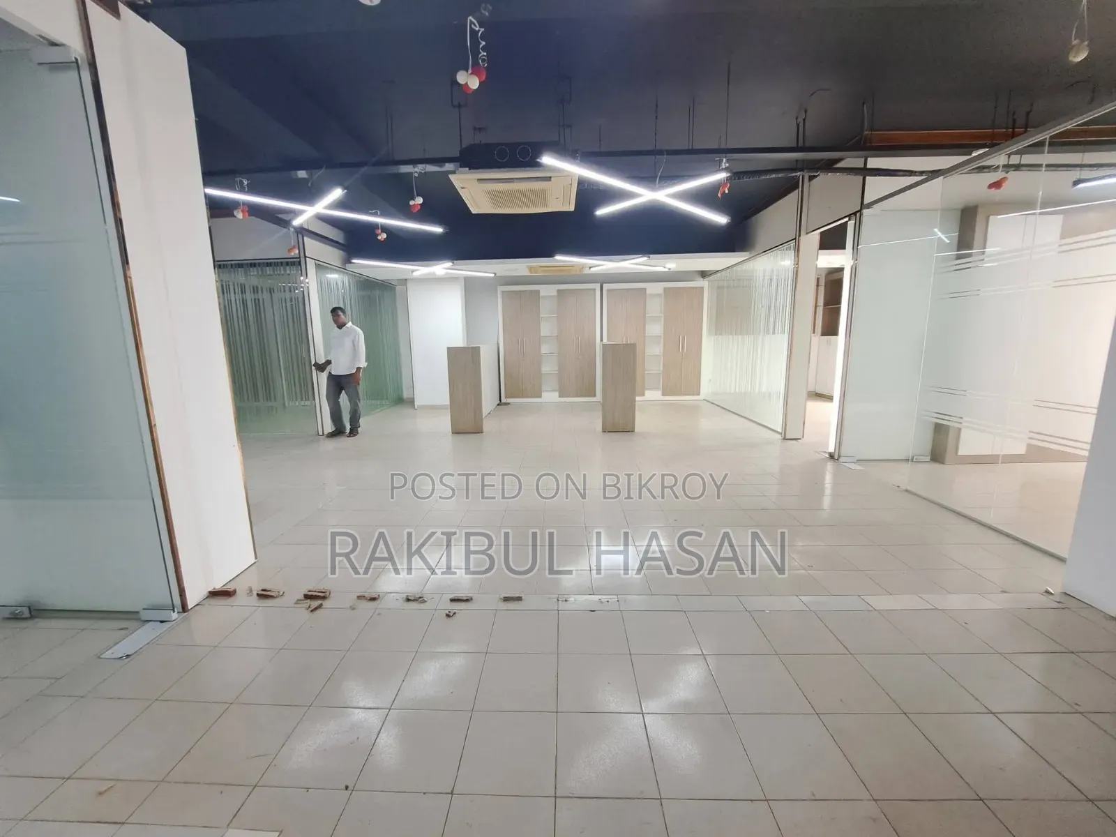 3600 SFT Semi Furnished Office Rent in Gulshan 1 in Gulshan