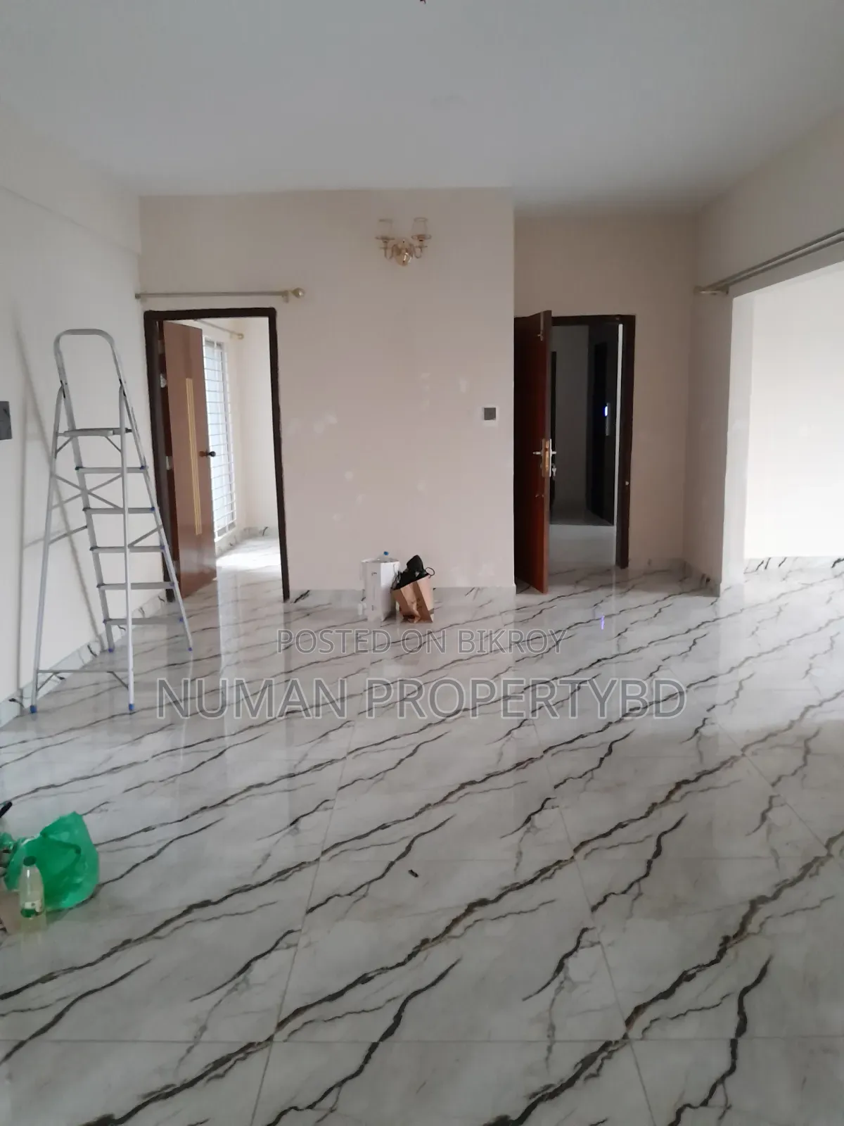 4 Bedroom Apartment in Numan Property Bd, Basundhara for Rent in Basundhara