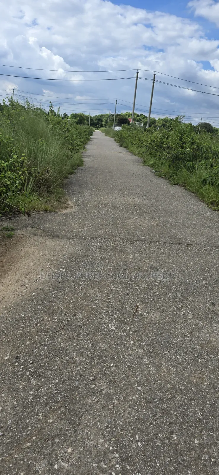 Purbachal 75 Feet Wide Road 5 Katha Plot Sell in Purbachal