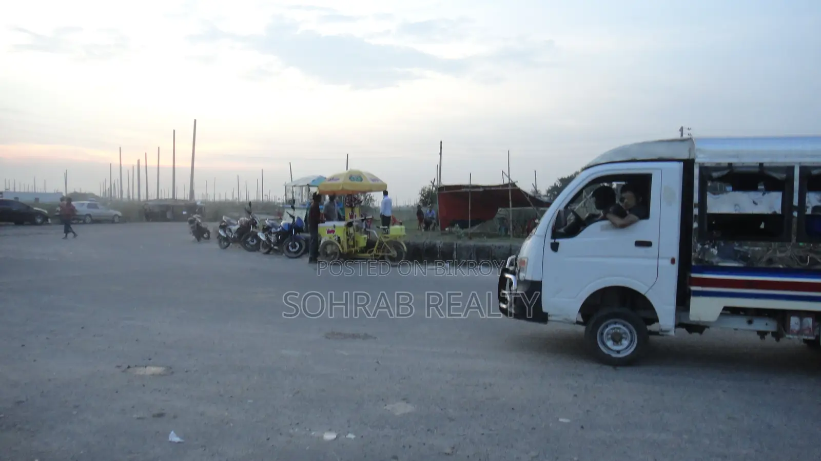 3 Katha Corner Uttara, Sector 17/K in Uttara
