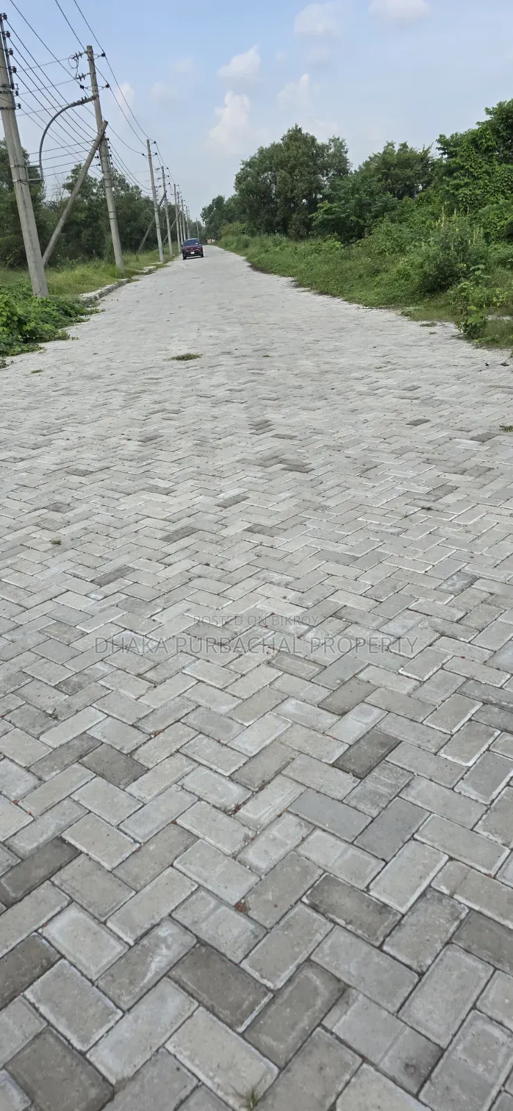 Mhadani Avenue Besides United City South Facing Corner Plot in Basundhara