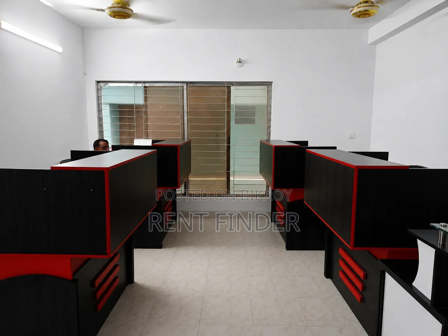 Unfriended Office Space in Gulshan