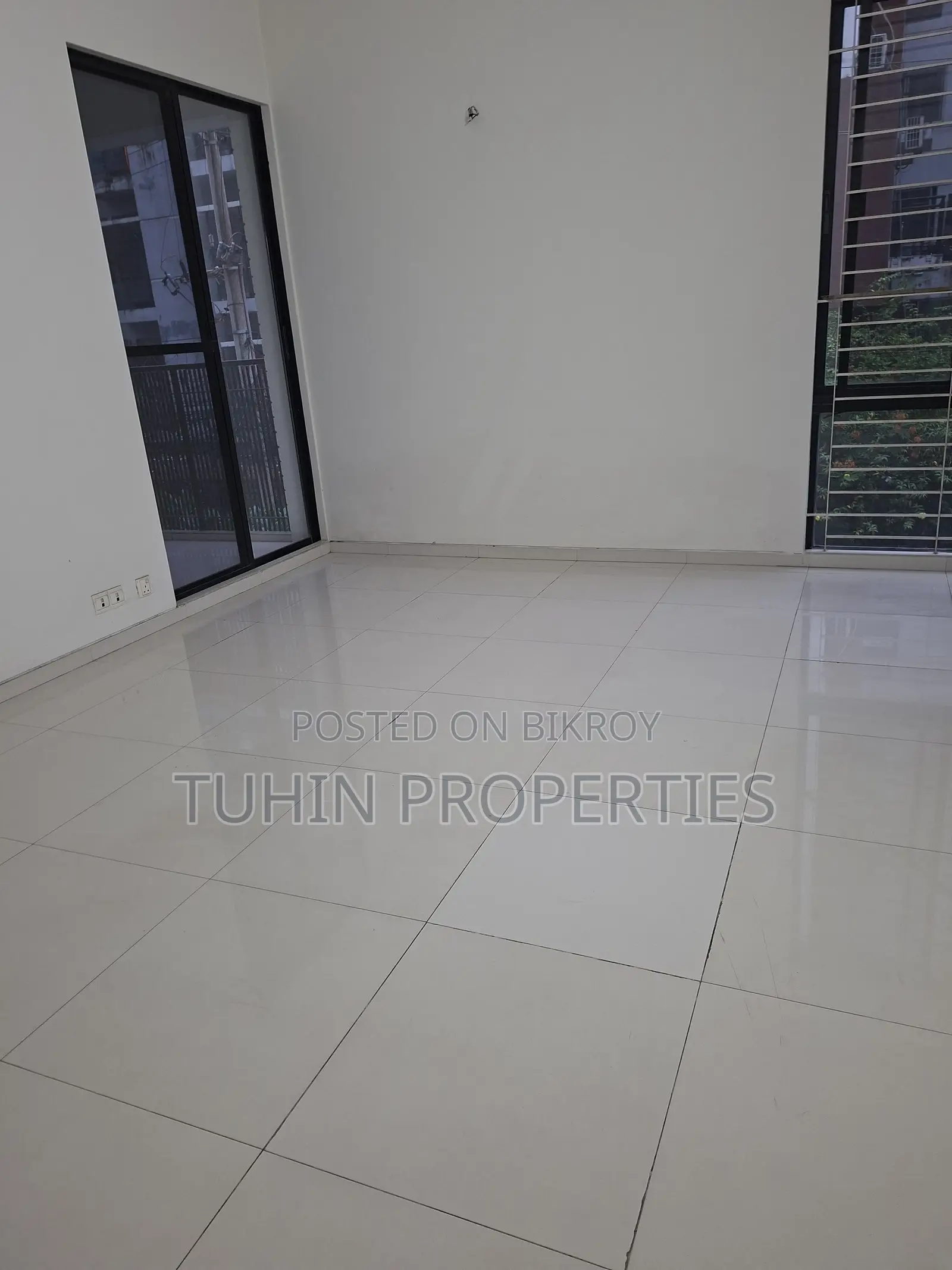 4 Bedroom Apartment in Bashundhara for Sale in Basundhara