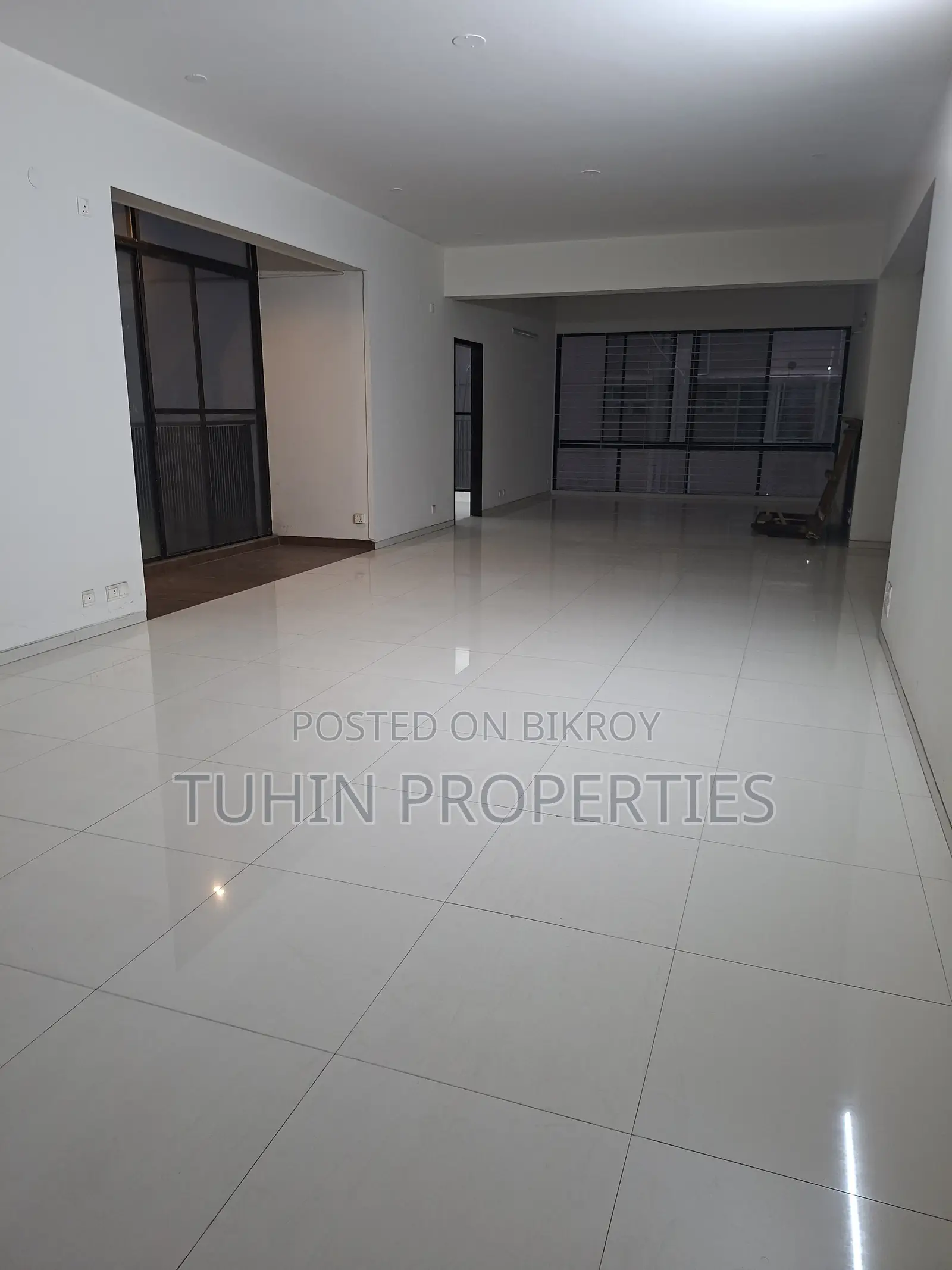 4 Bedroom Apartment in Bashundhara for Sale in Basundhara