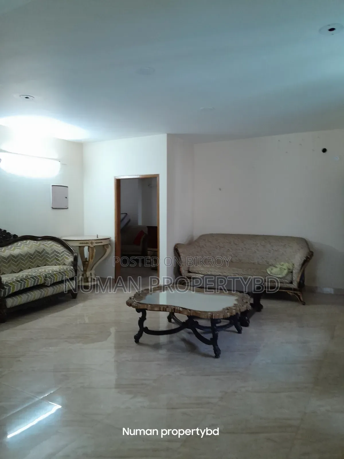 Furnished 4 Bedroom Apartment in Numan Property Bd, Basundhara for Rent in Basundhara